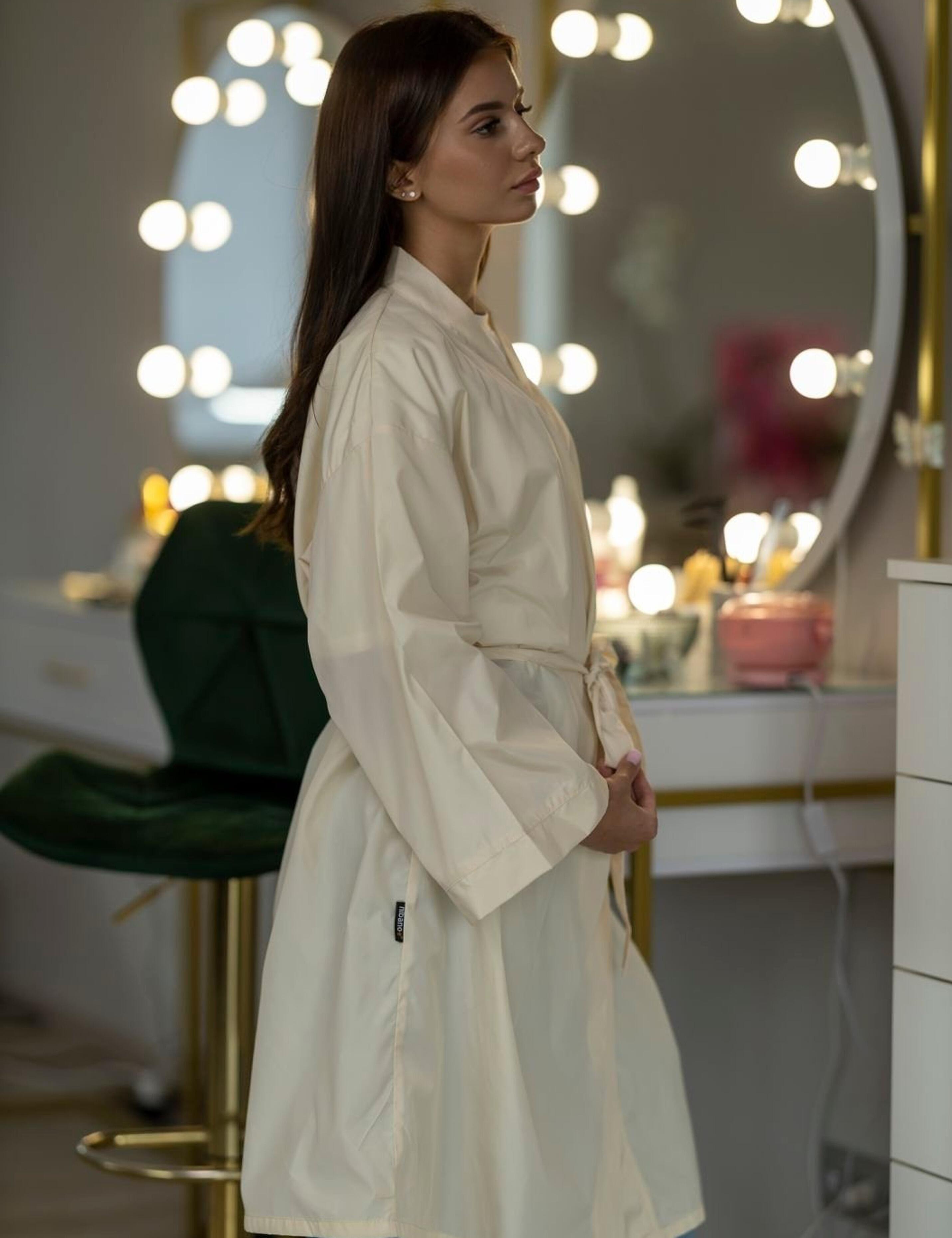 Premium cream spa kimono robe for luxury US beauty salons