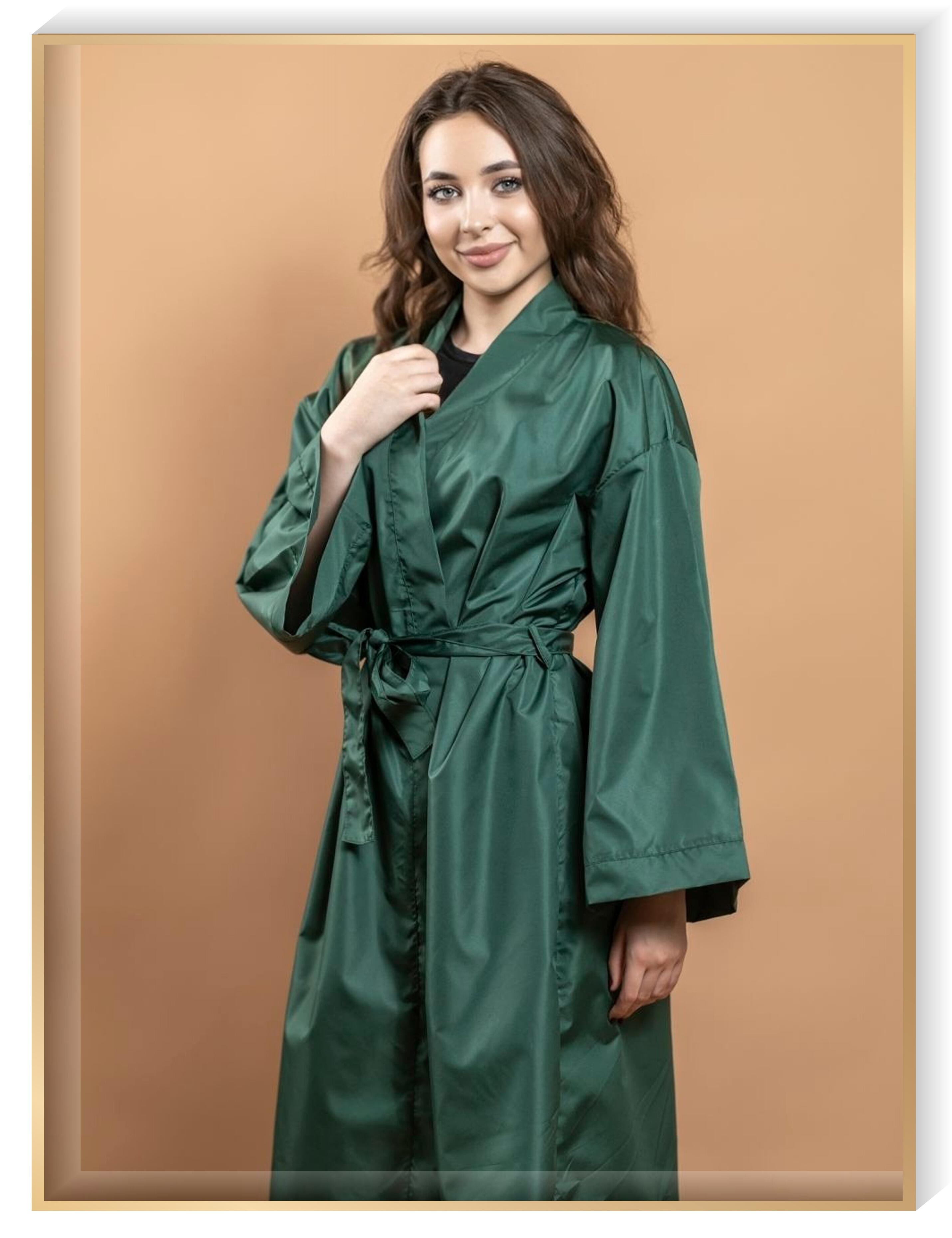CustomBella Waterproof Salon Robes and Show Capes in 36 Premium Colors