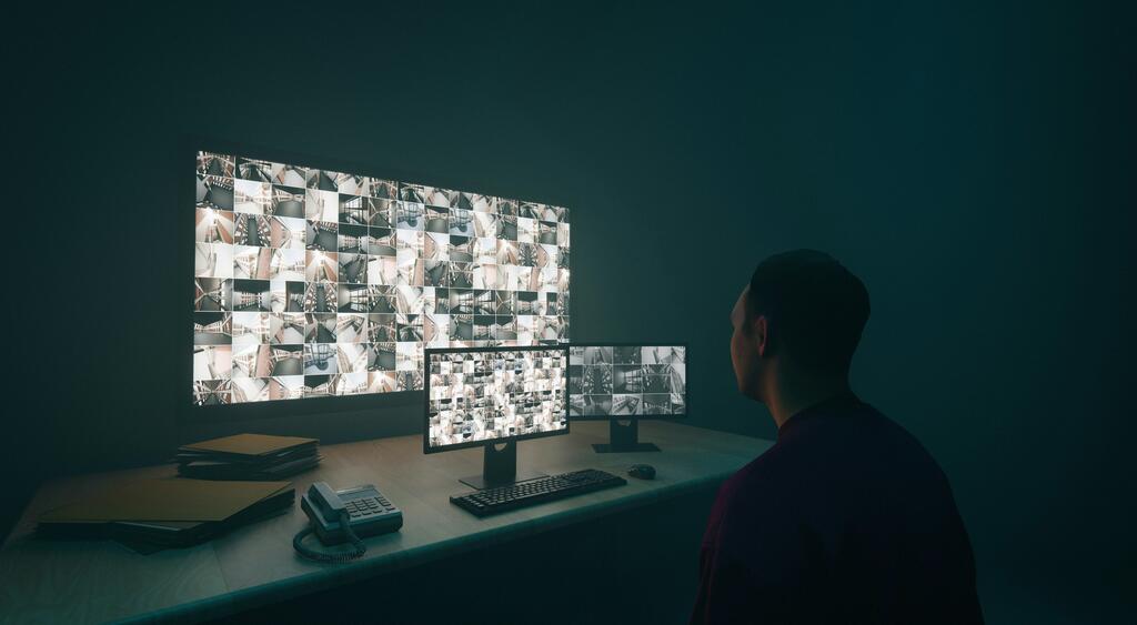 CCTV Monitor Selection For Trade Projects: Screen Size, Input Types, And Viewing Distance Made Simple