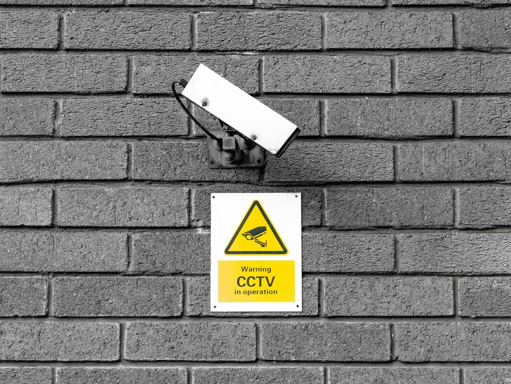FCC’s July ban on legacy Hikvision and Dahua kit: what it means for NDAA-compliant sourcing in the UK