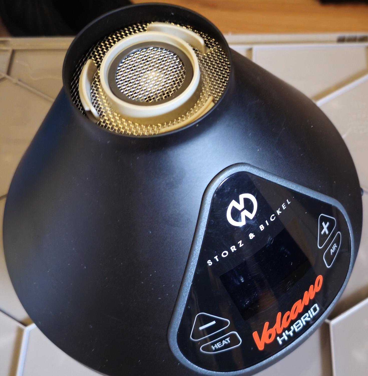 Volcano Hybrid Onyx - Front View