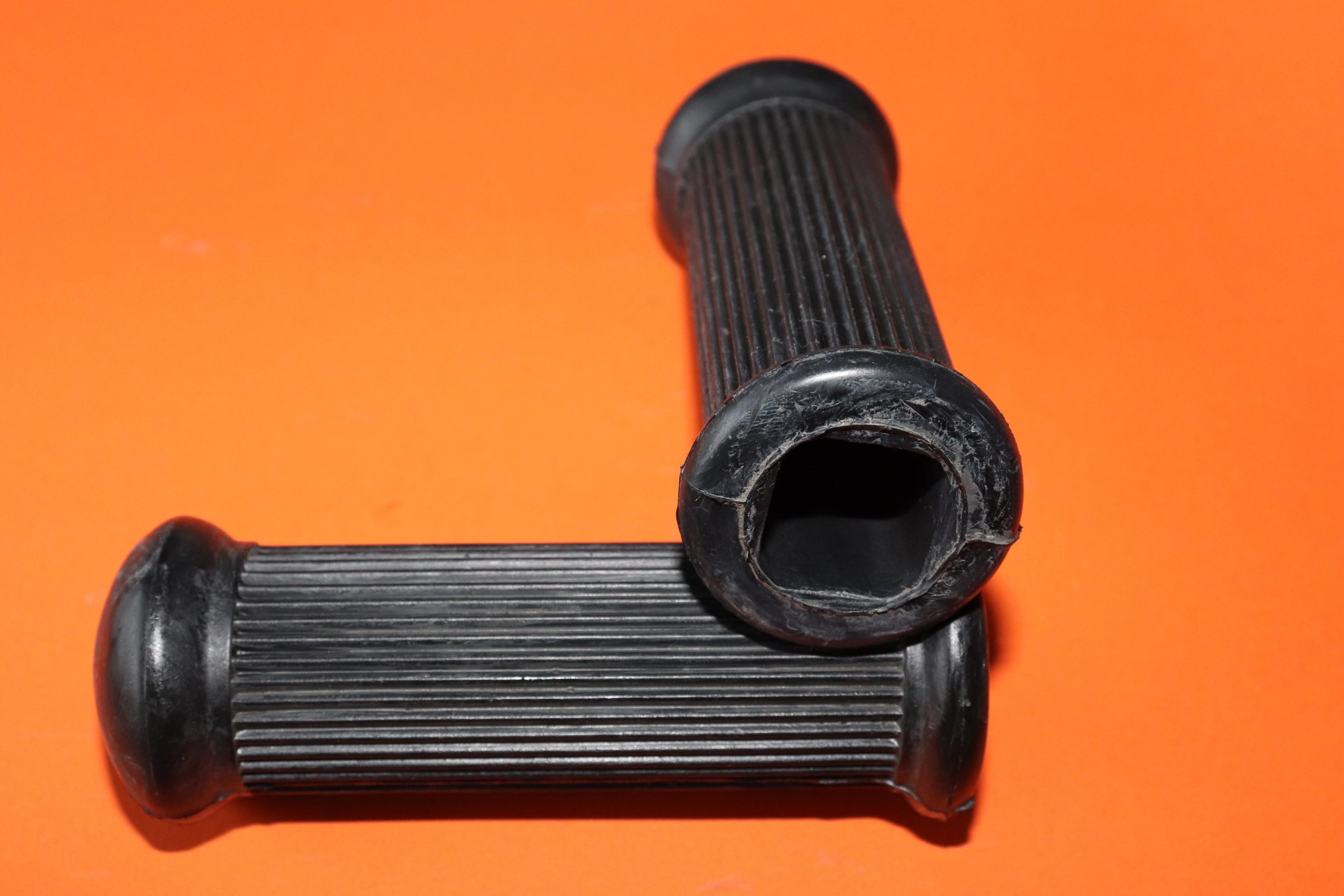 thumbnail image 2 of SJ Motorcycle Engineering BSA Triumph Short Pillion Footrest Rubbers – Square Hole, 82-9054 (Pair) 2 of 6