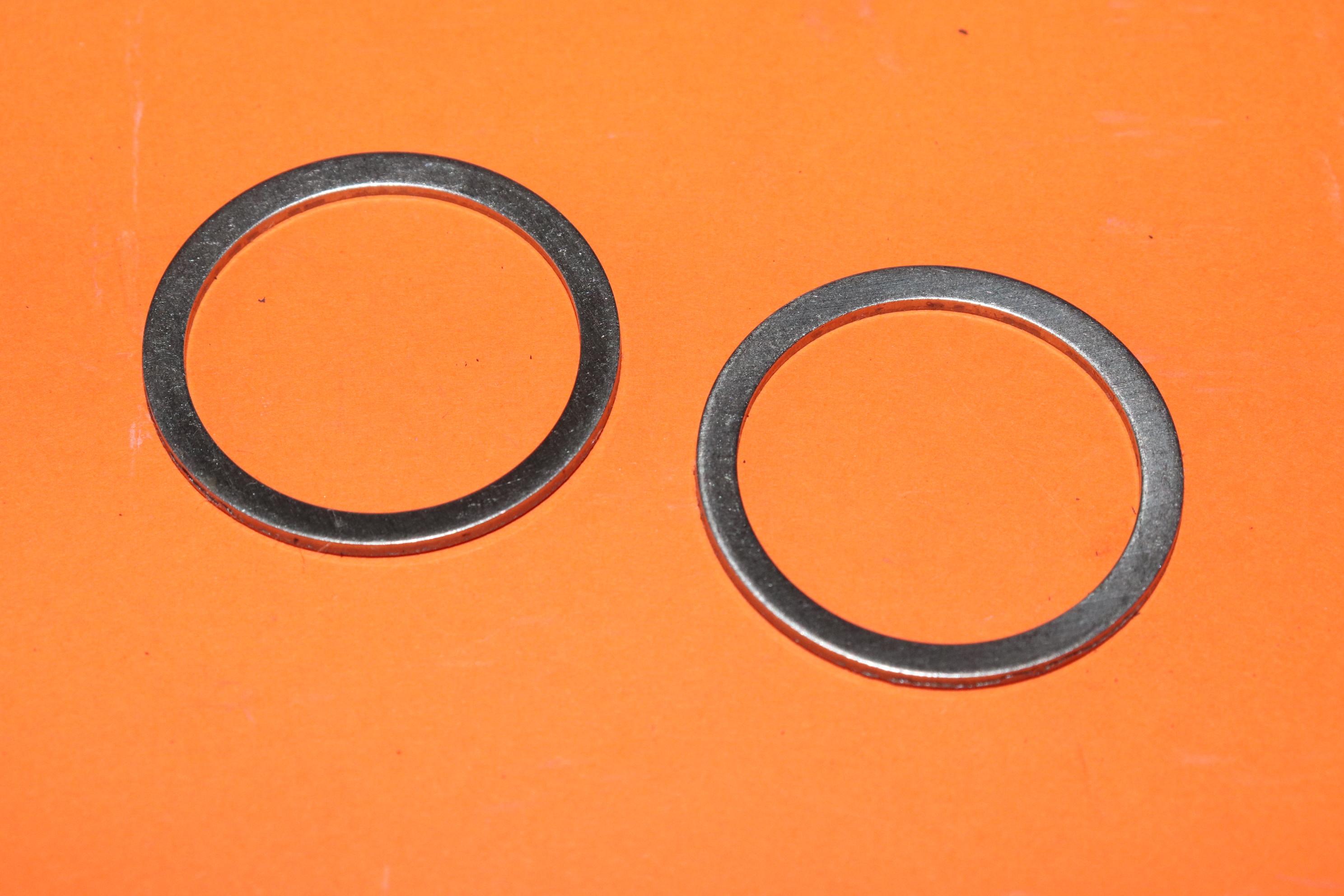 BSA PAIR BOTTOM FORK STANCHION NUT WASHERS A B C M 295338 972640 UK MADE