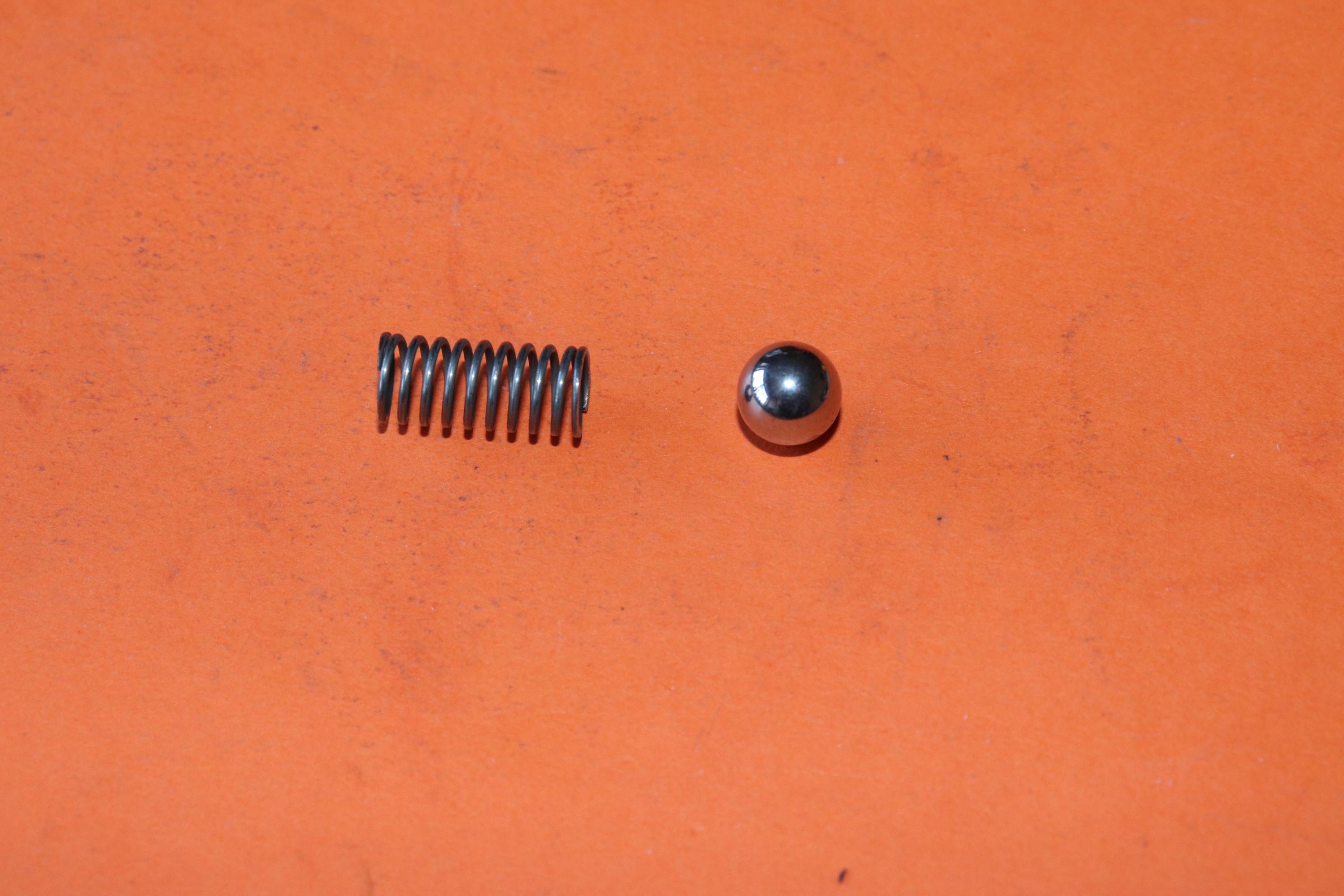 BSA A7 A10 OIL PRESSURE RELIEF VALVE BALL AND SPRING 671496 UK MADE