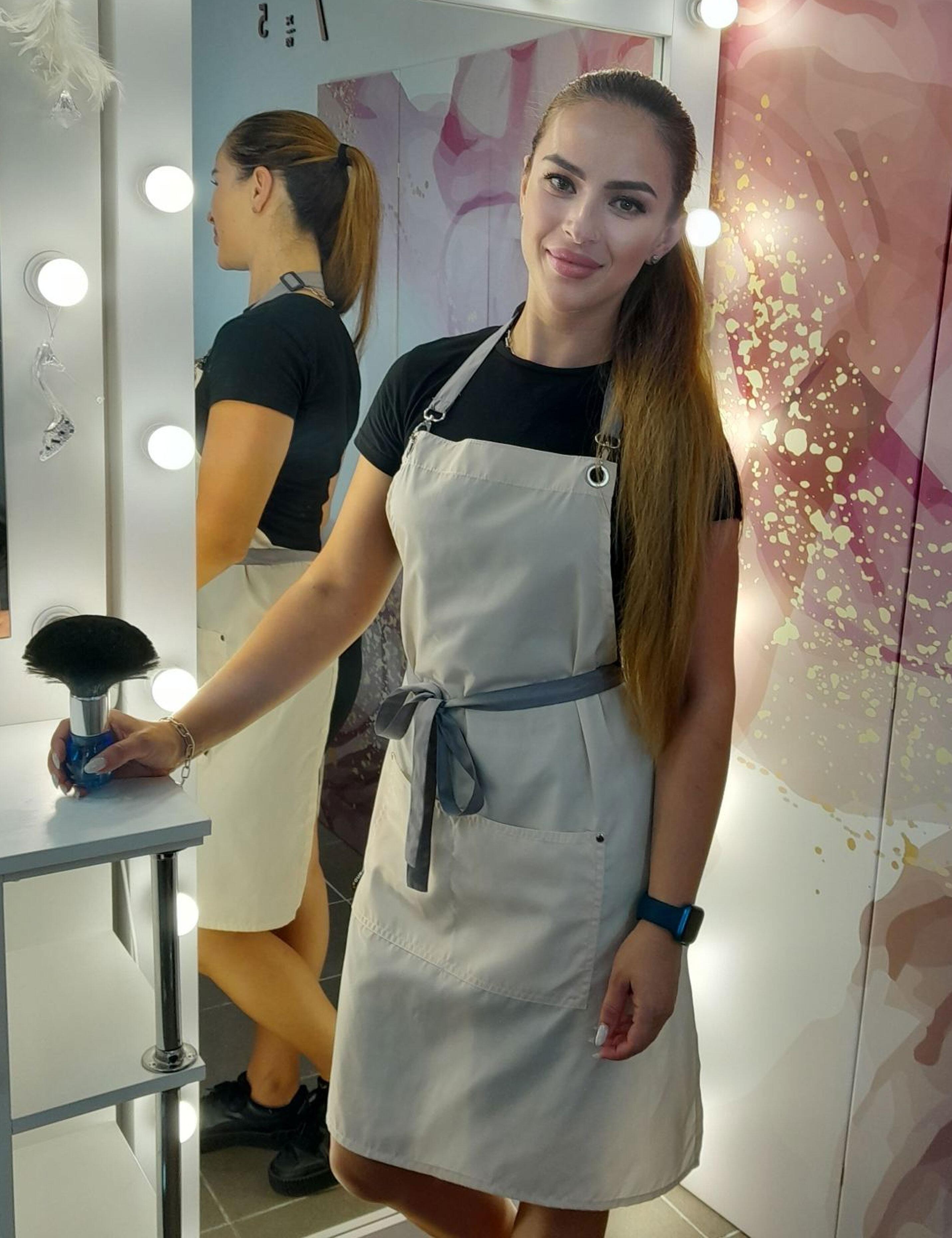 Cream bi-colour apron for hairdressers