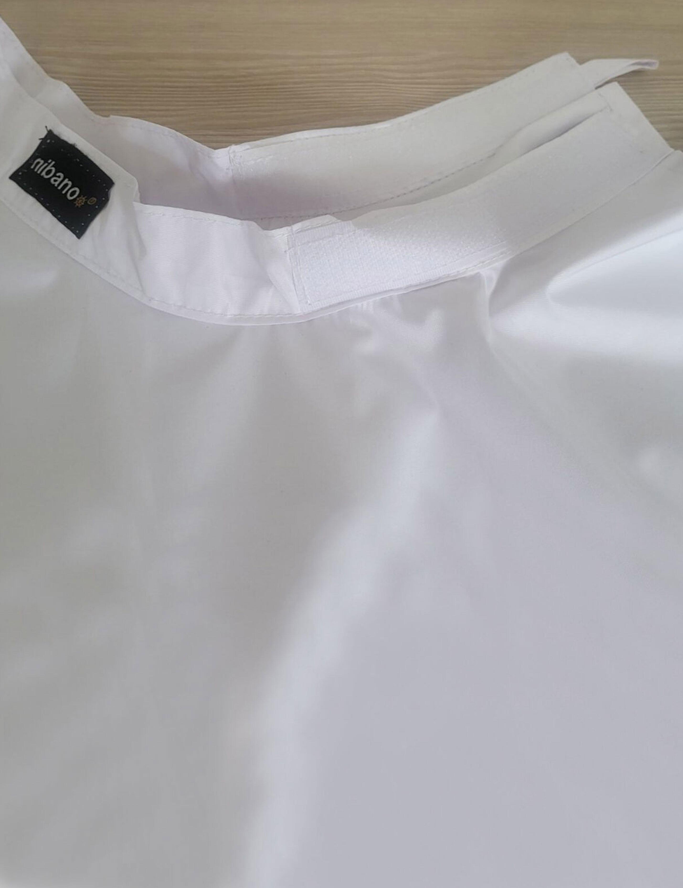 White Gown for hairdressers with velcro closing