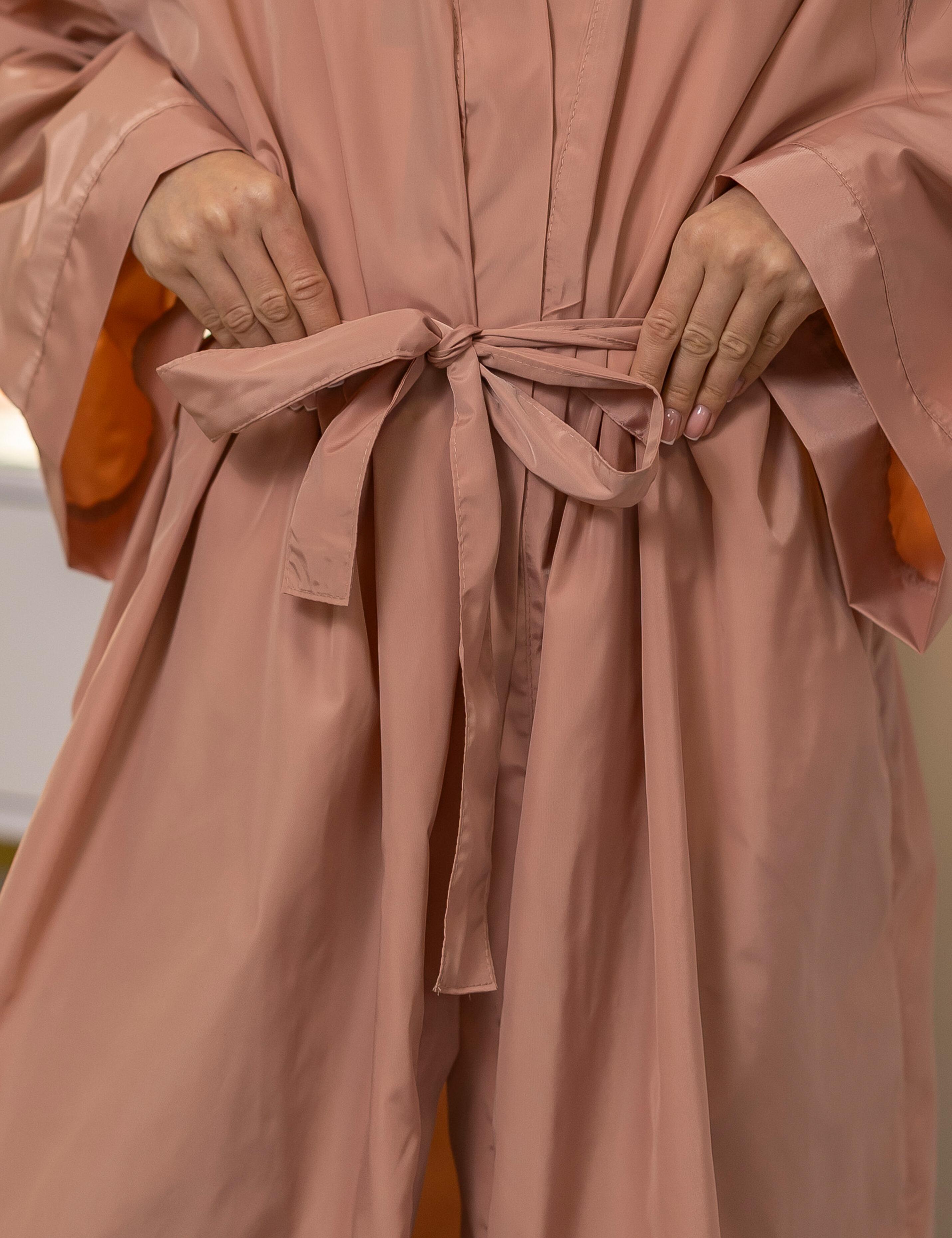 Customizable powder hairdressing kimono cape for beauty salons