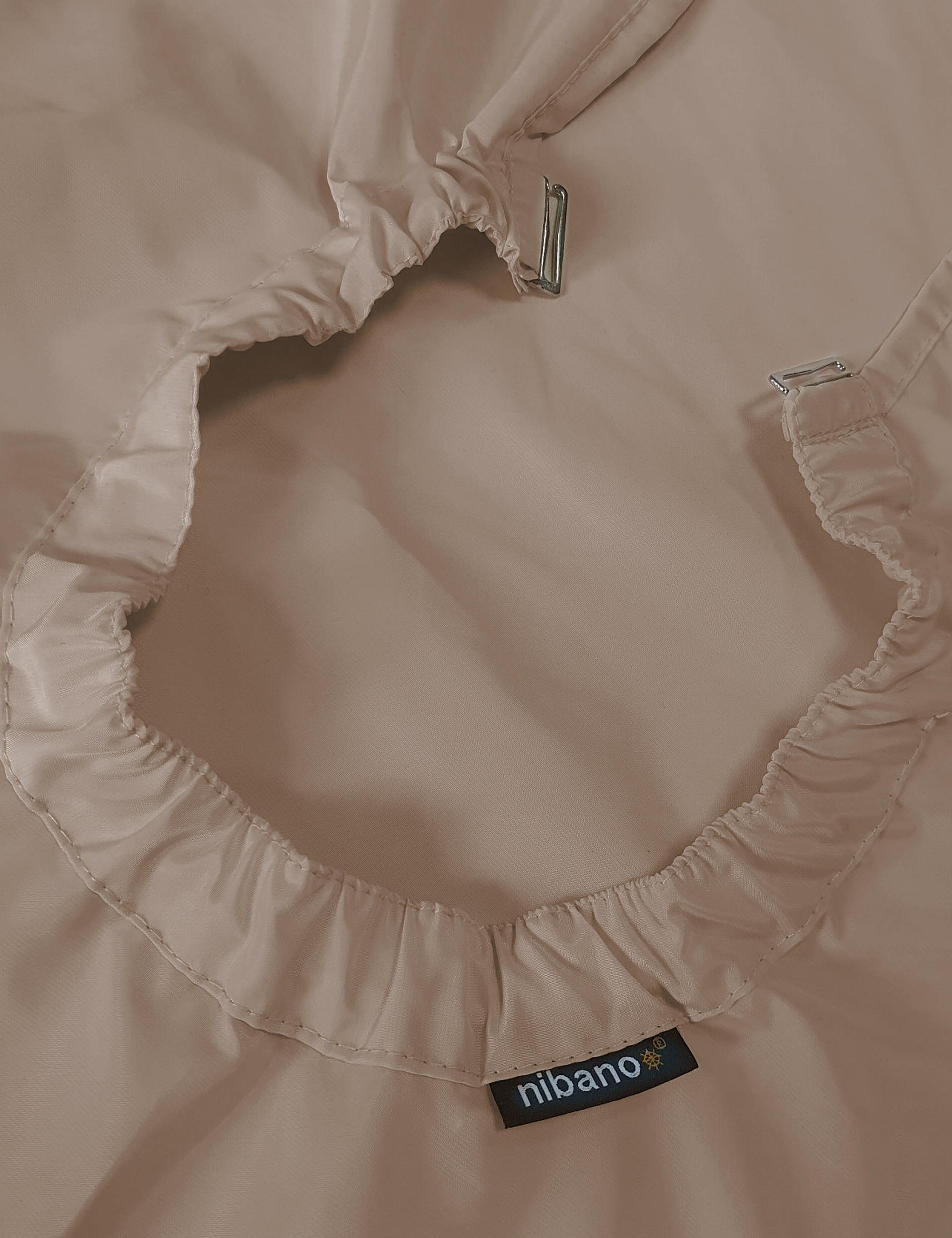 Cappuccino Hairdressing gown with clips closing