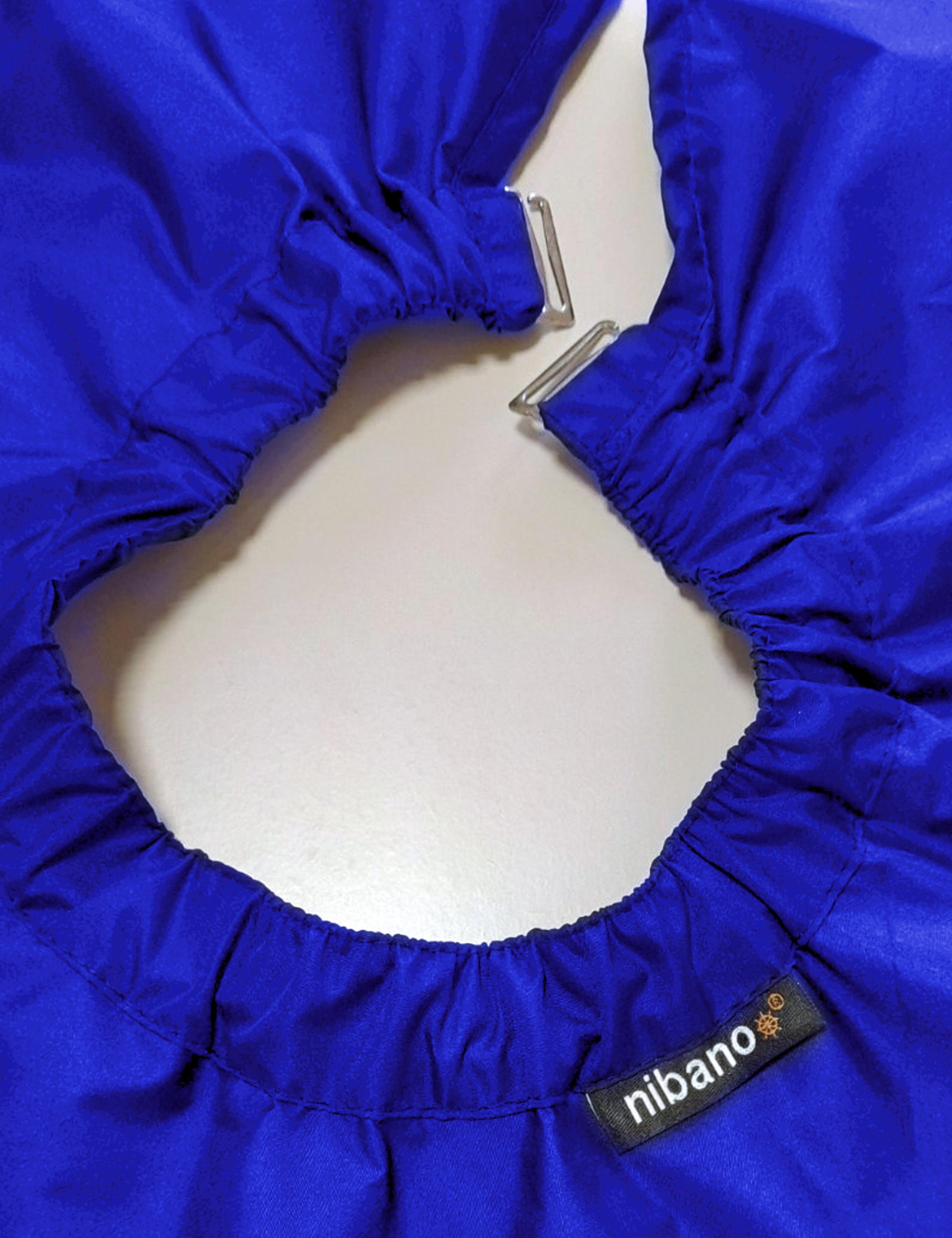 Royal Blue Hairdressing gown with clips closing