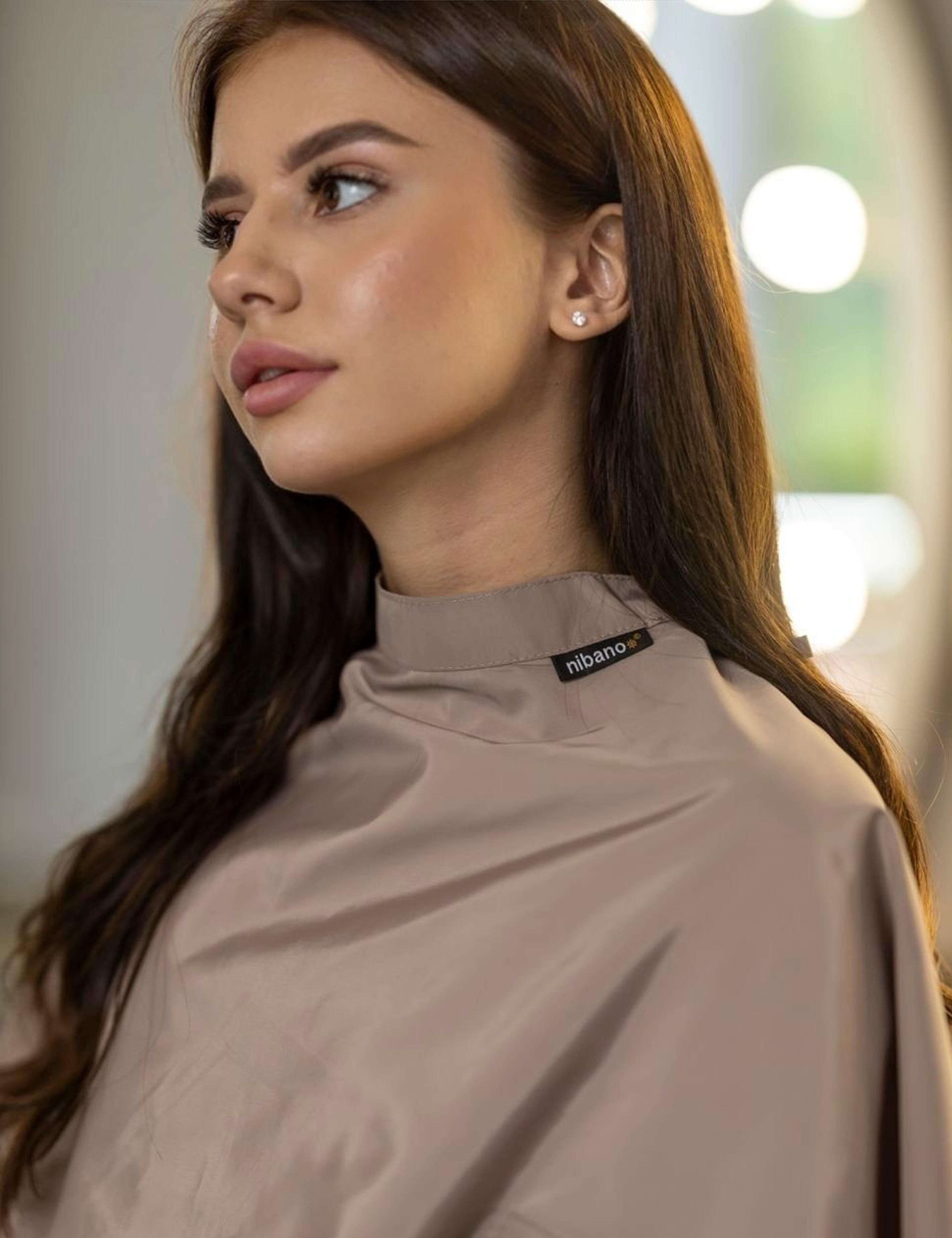 Cape for hairdressers with hand slits latte Nibano