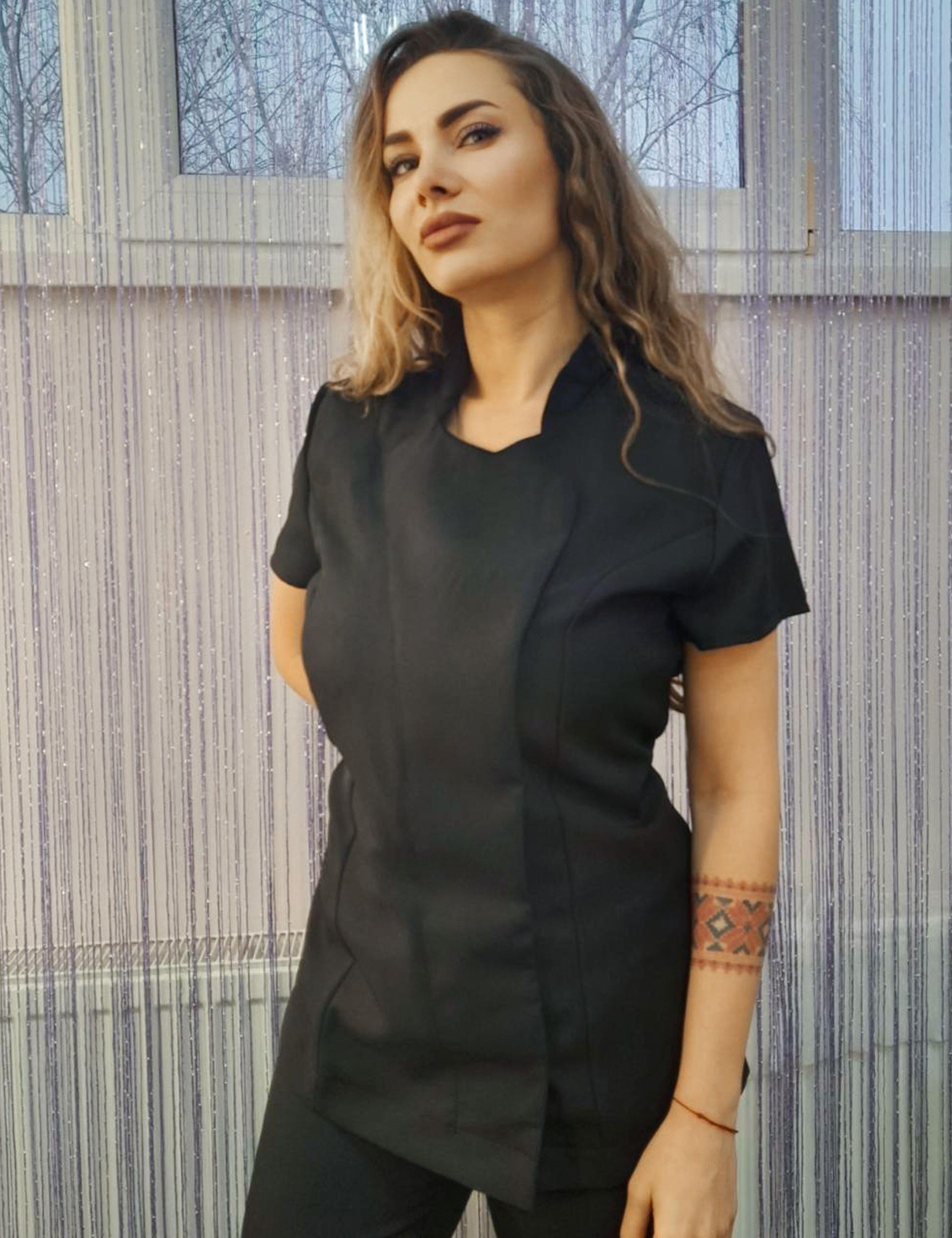 women’s black beauty tunic print logo