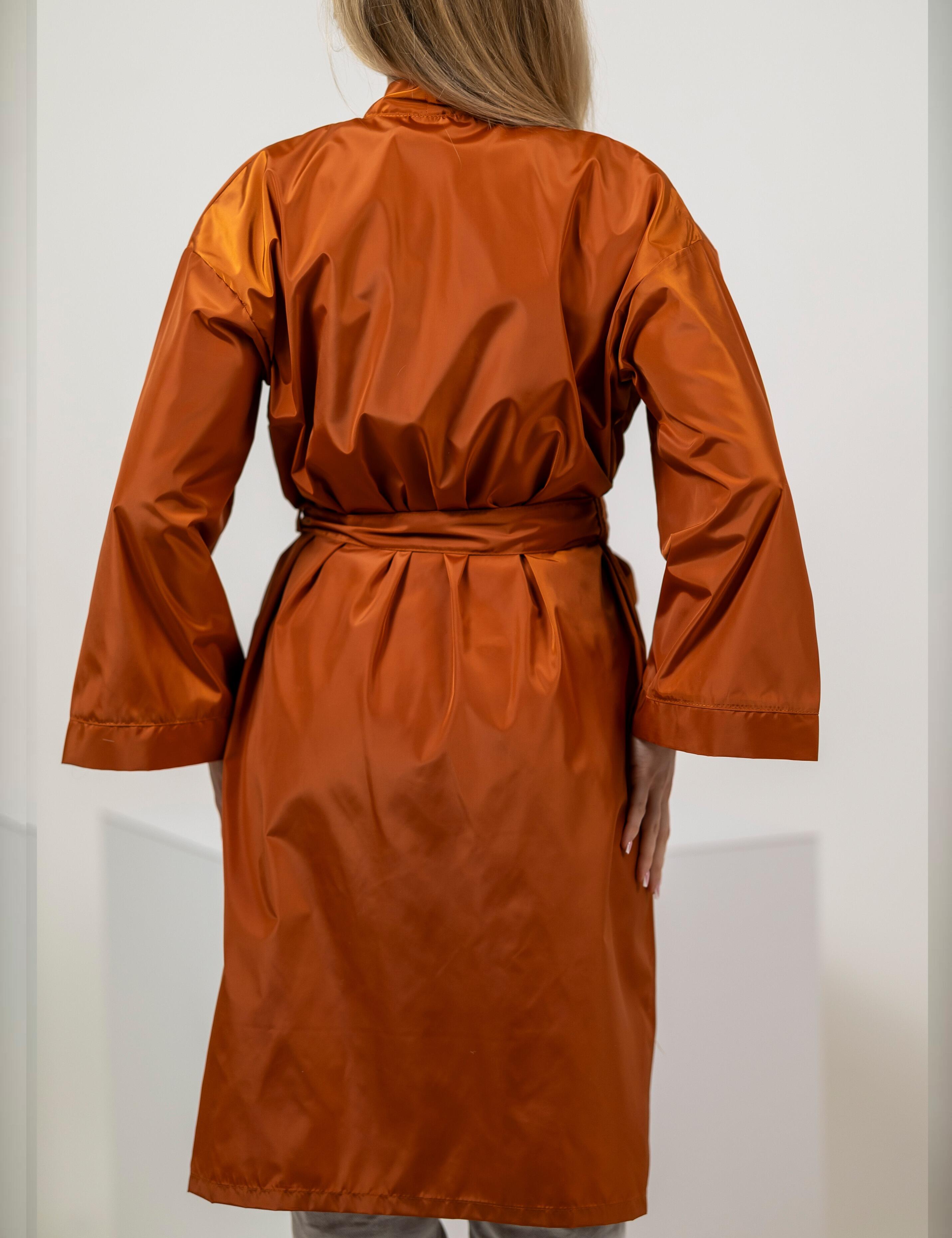 Ginger Biscuit Beauty Salon Kimono for Stylists and Therapists