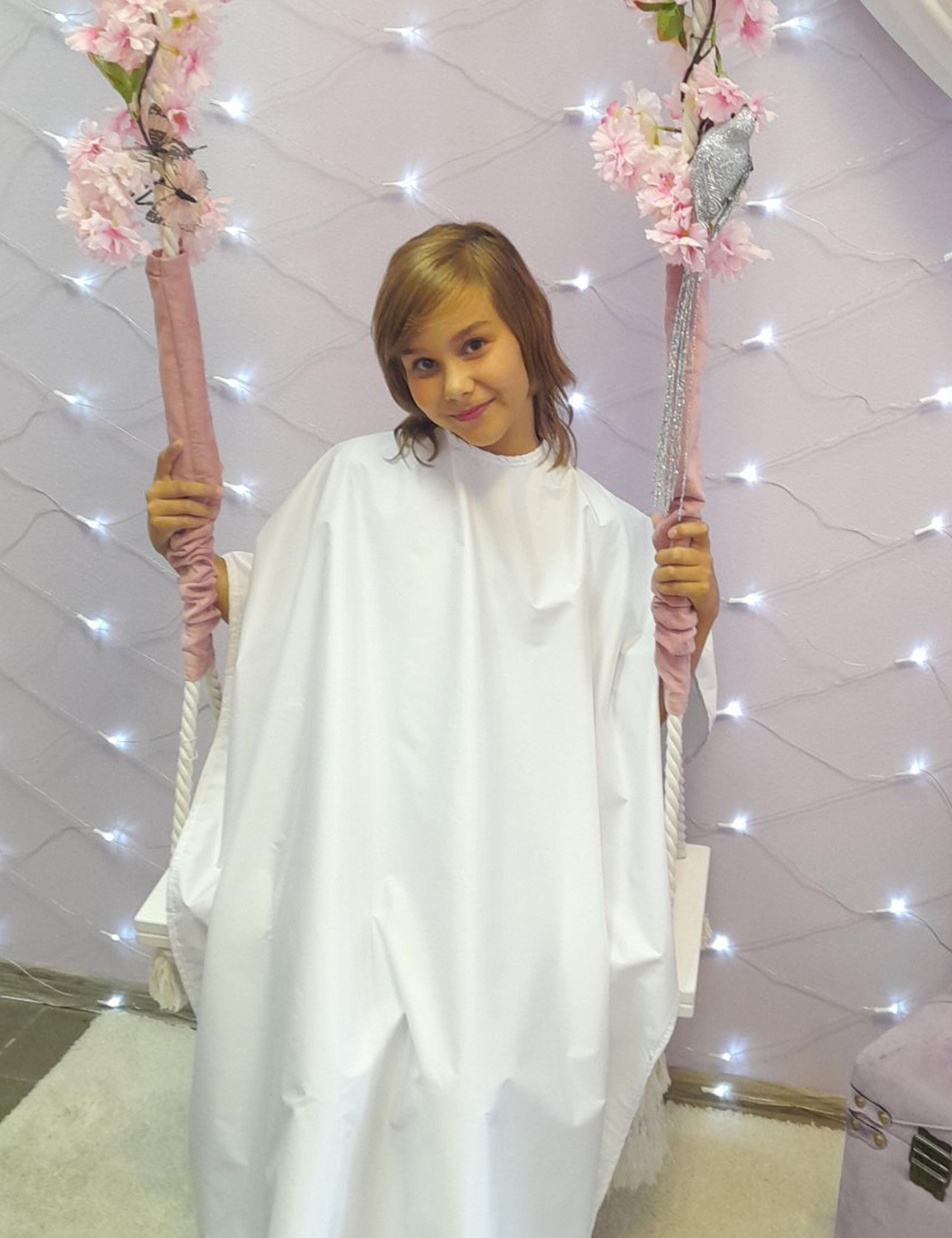 Child haircut cape White
