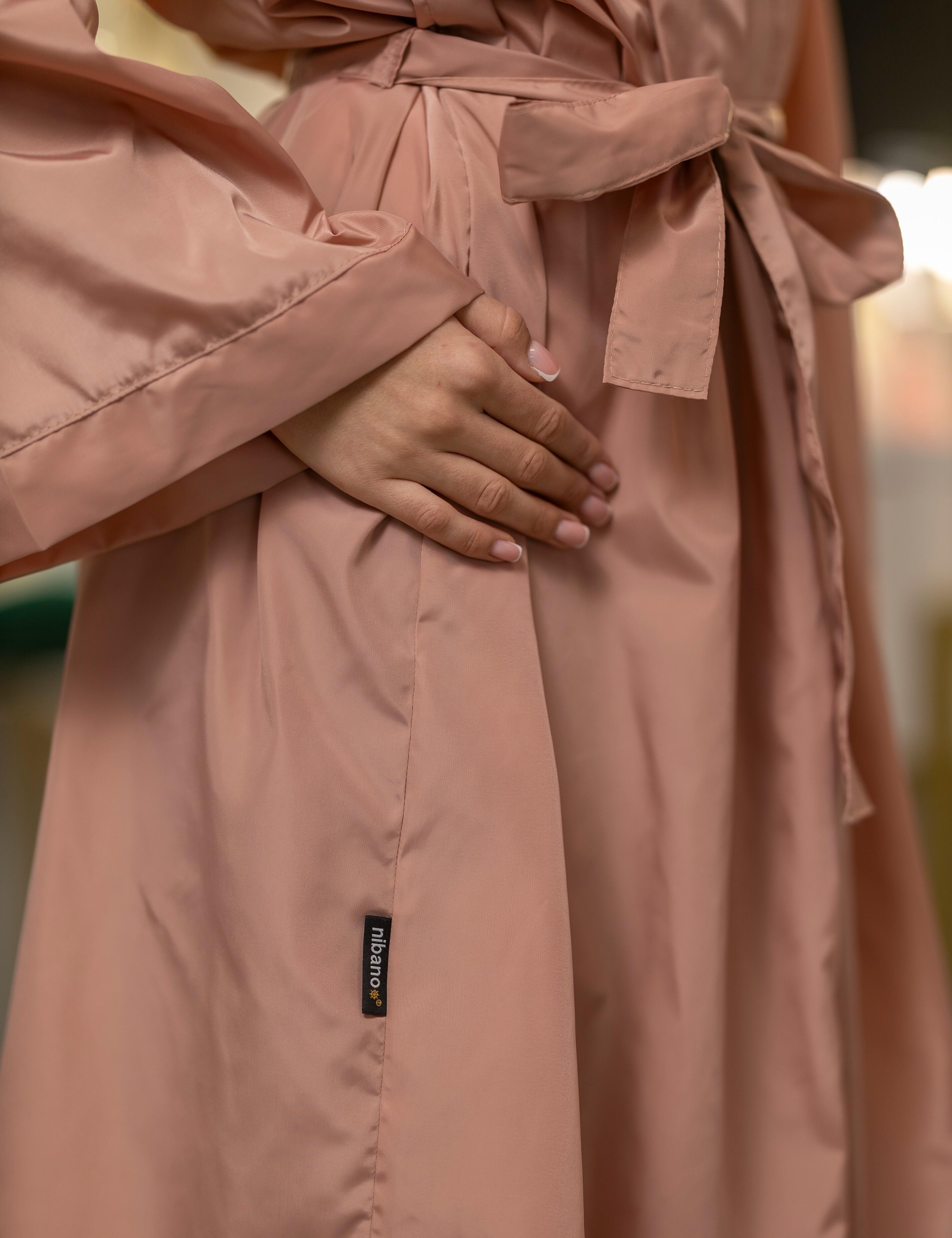 Custom printed powder salon kimono robe with brand logo