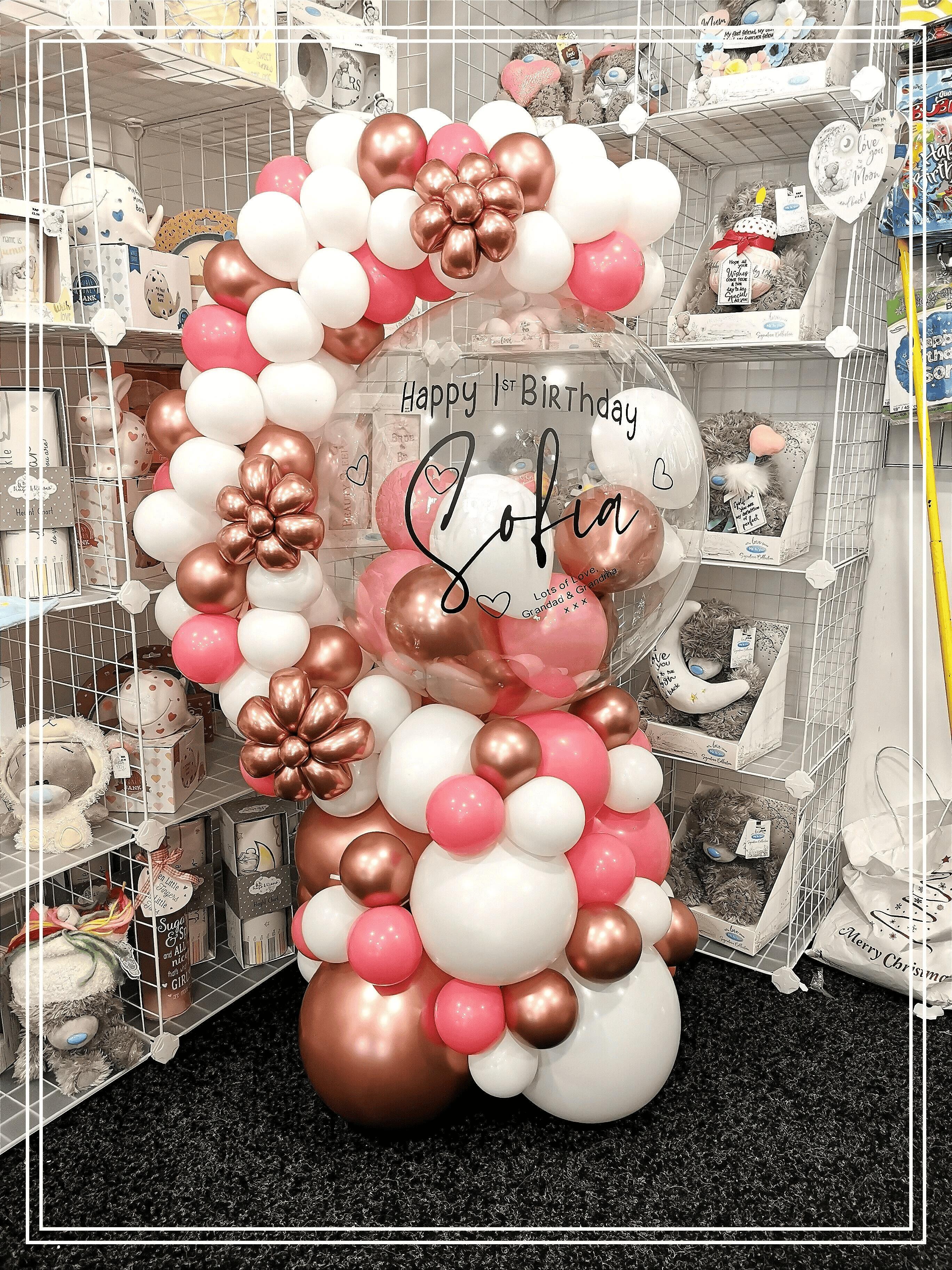 Luxury Organic Balloon Hug Display balloon display