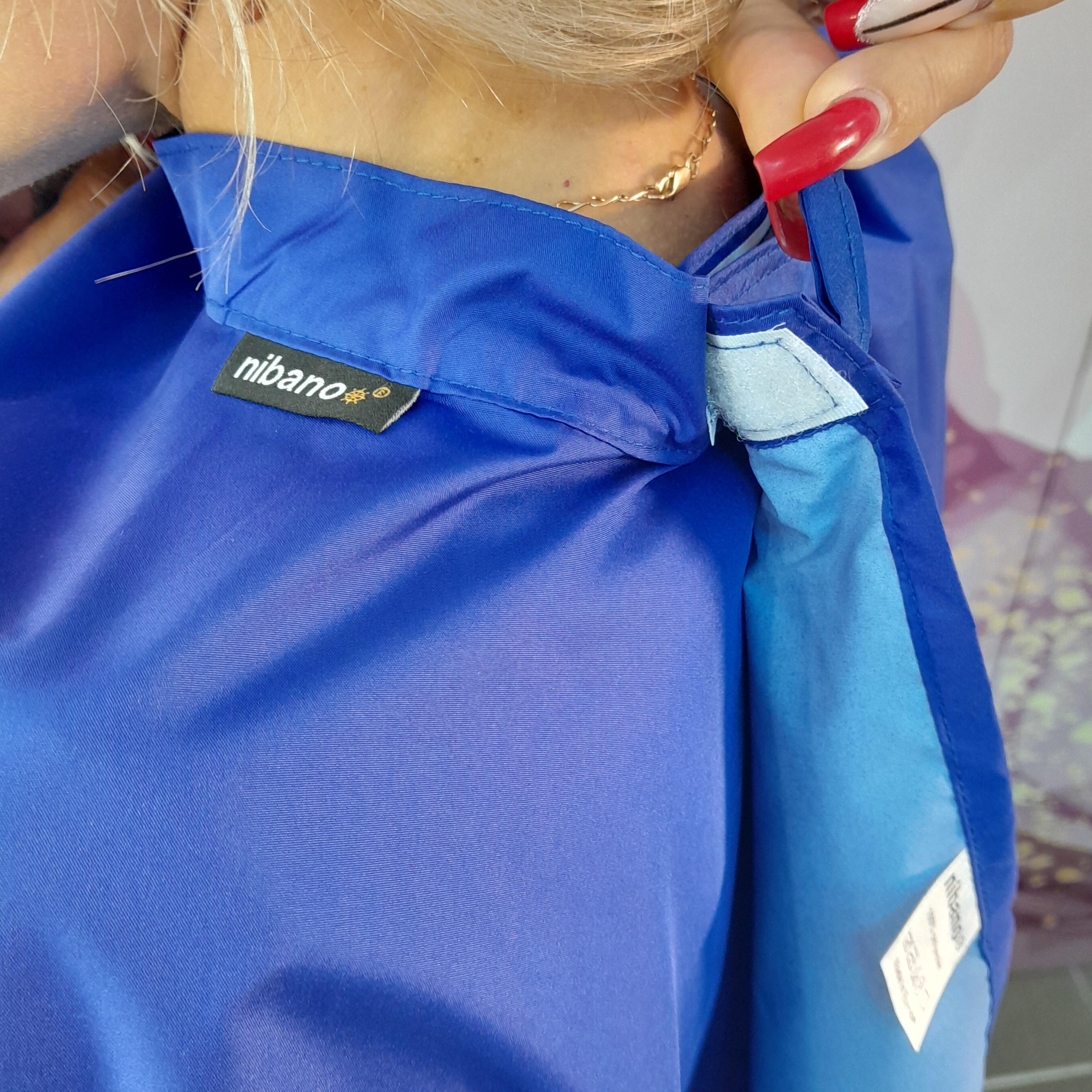 Hairdressing gown royal blue with hand slits with verclo