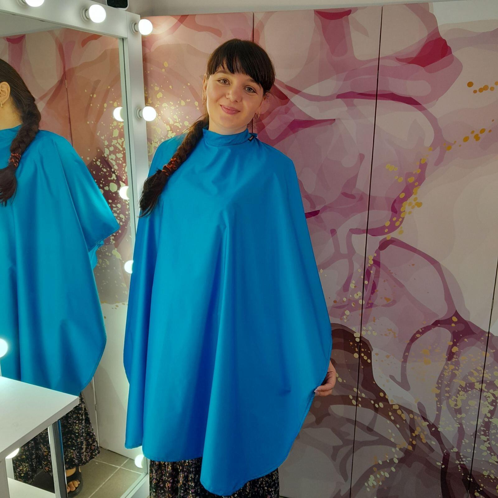 Waterproof salon cape Turquoise