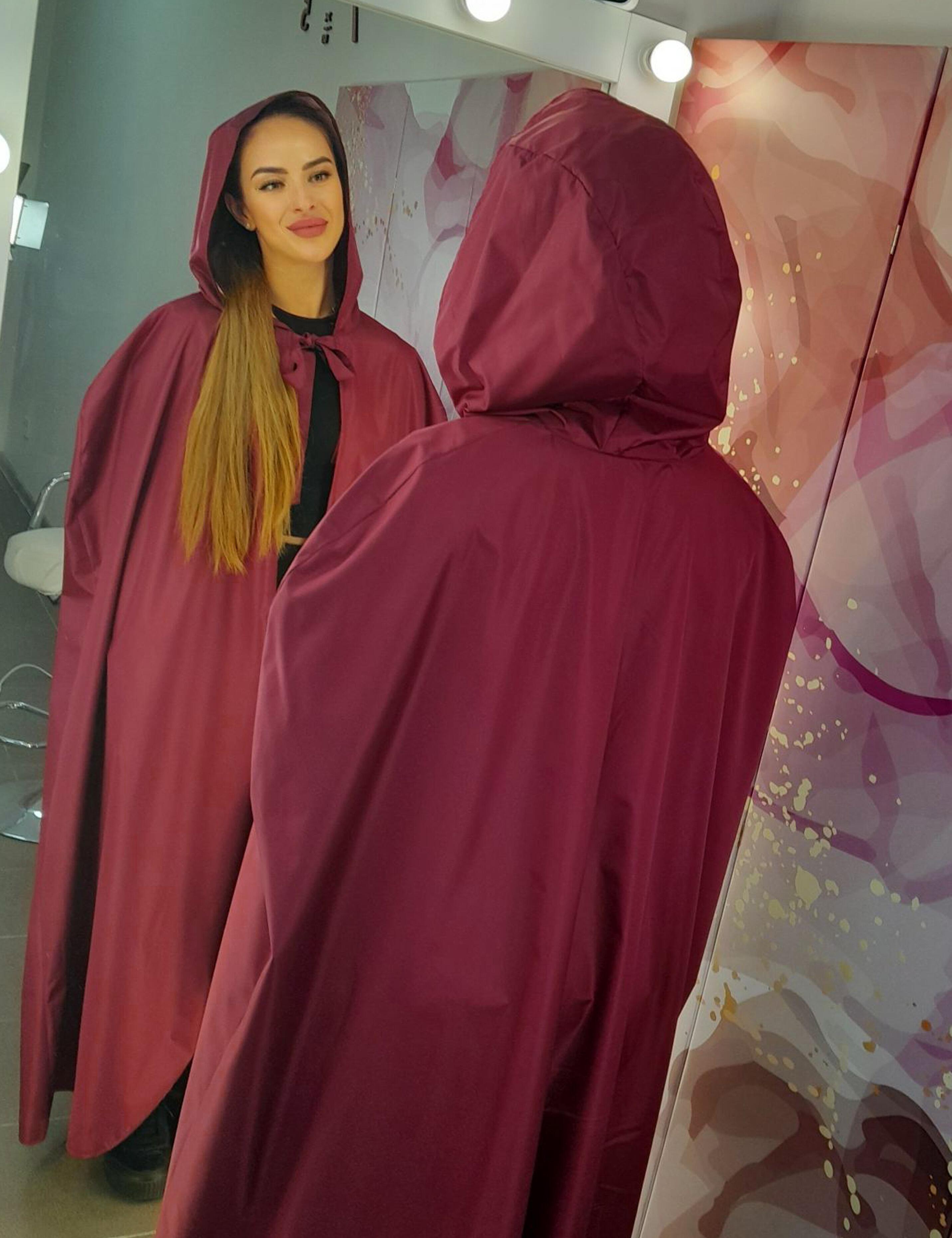 Hooded Hair Cutting Show Cape Burgundy