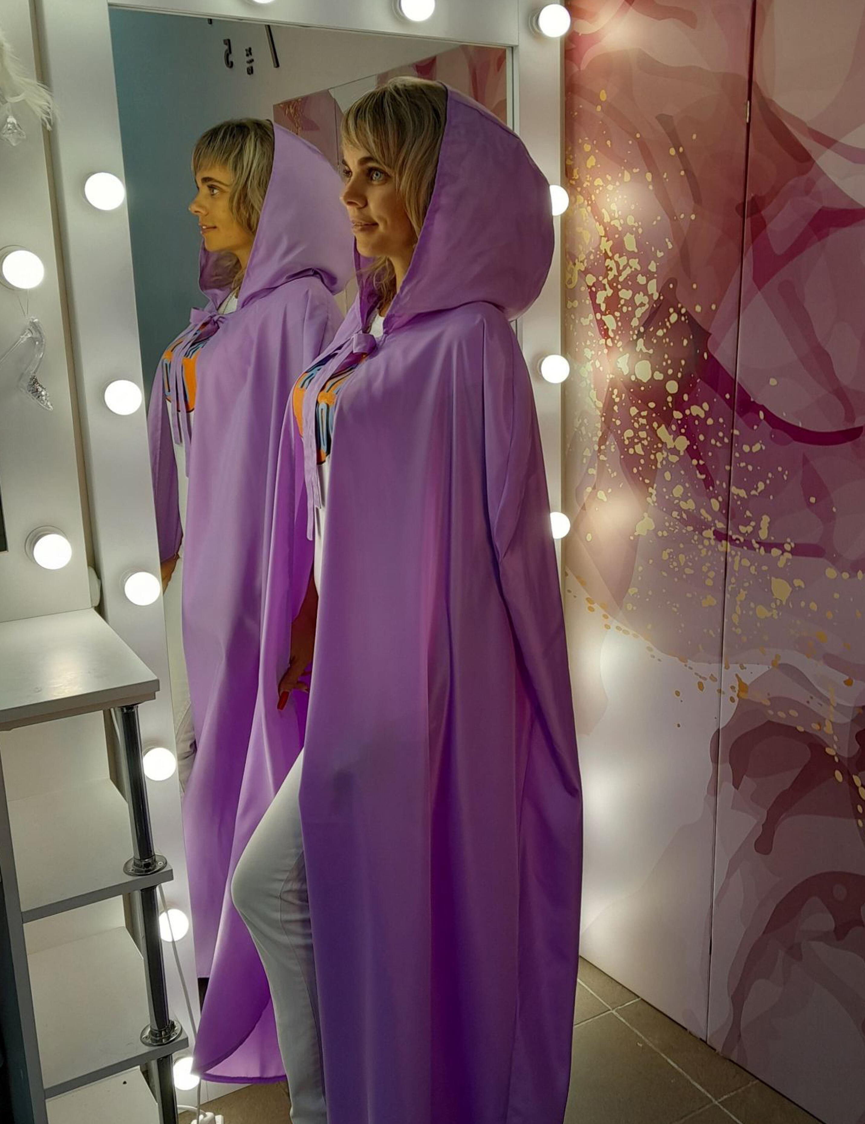 Personalised Hooded Hairdressing Show Gown Lilac