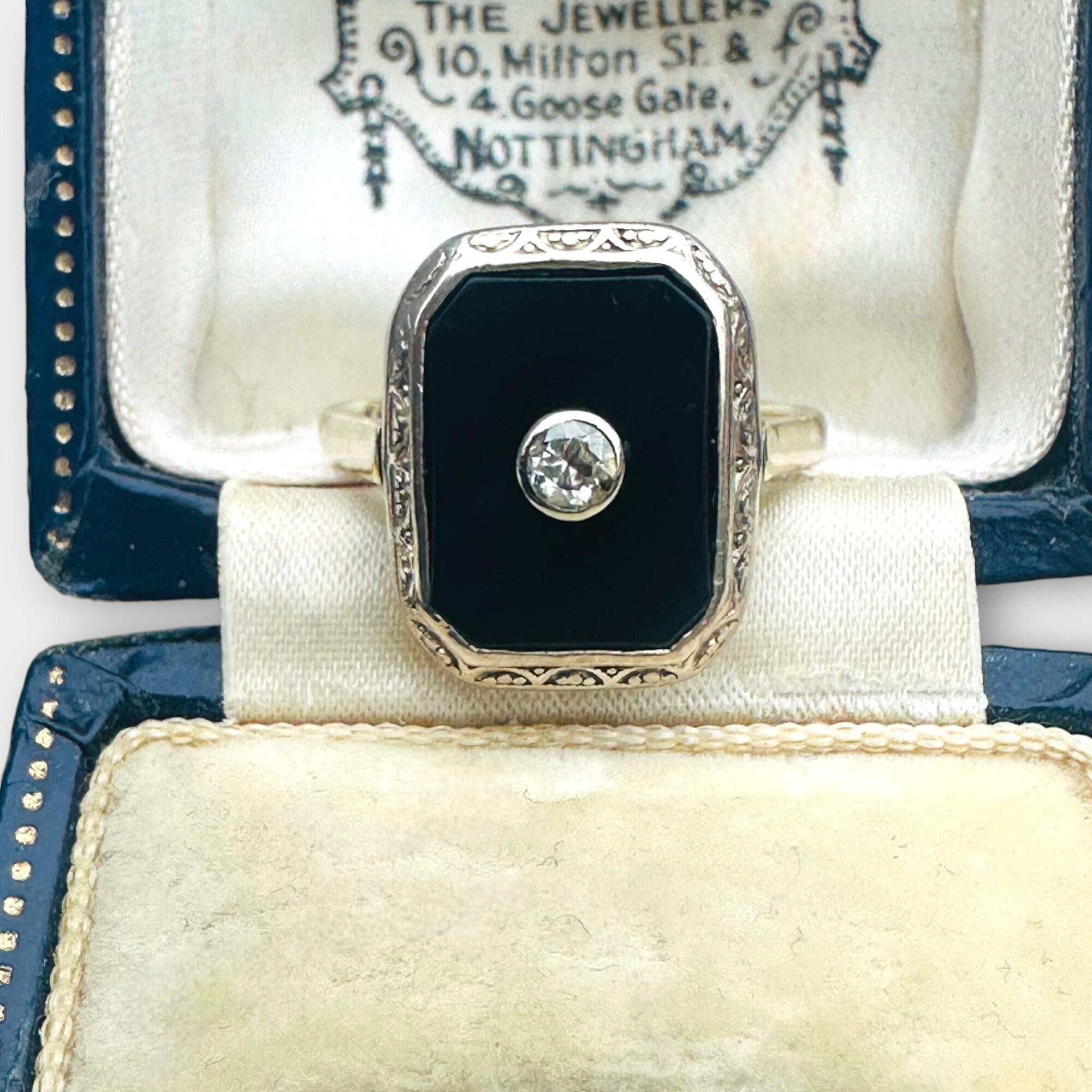 Art Deco 14k Gold Onyx Diamond Ring – 1930s Vintage Jewelry