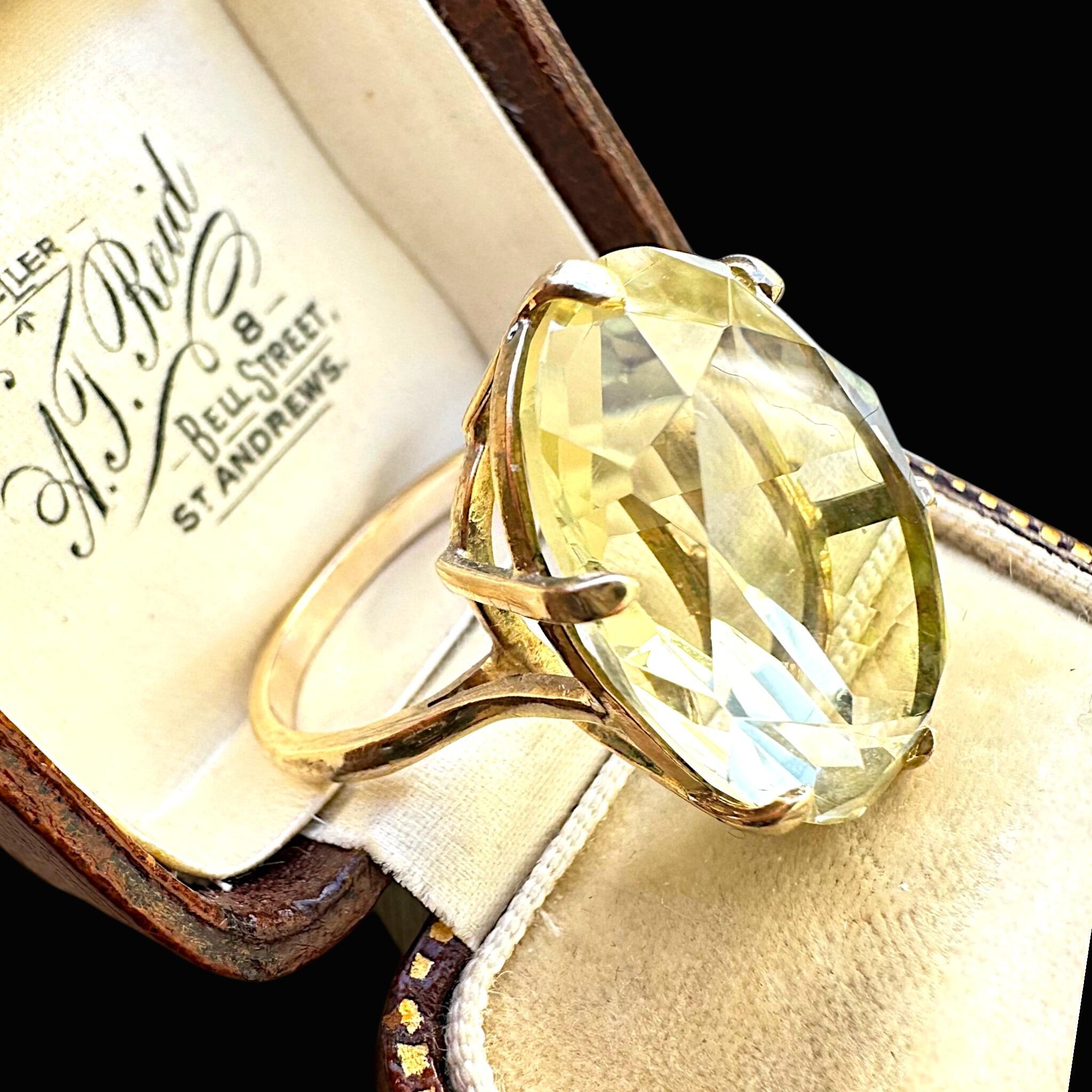 side view of Vintage 9K Gold Oval Citrine Statement Ring, London 1985 Hallmarked Cocktail Ring displayed in antique box