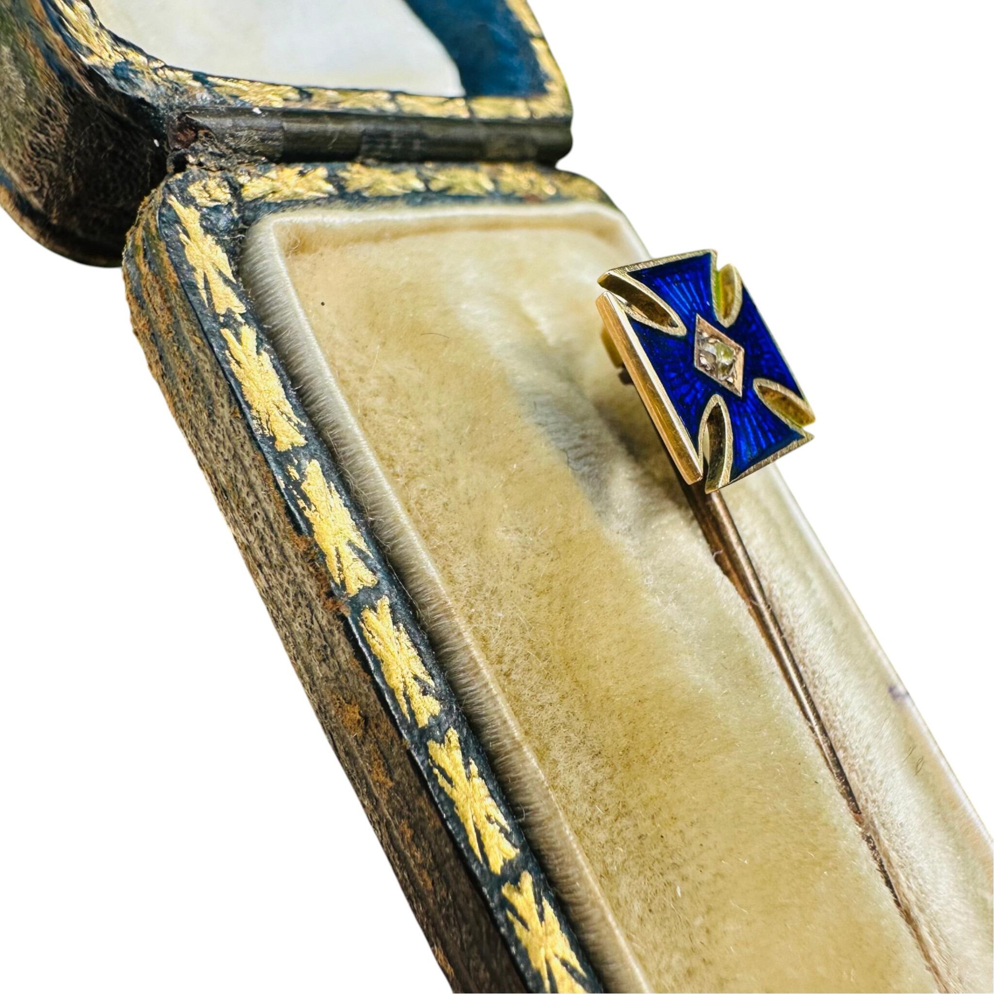 side profile of Antique Victorian Gold Maltese Cross Stick Pin & Original Box, wit white background
