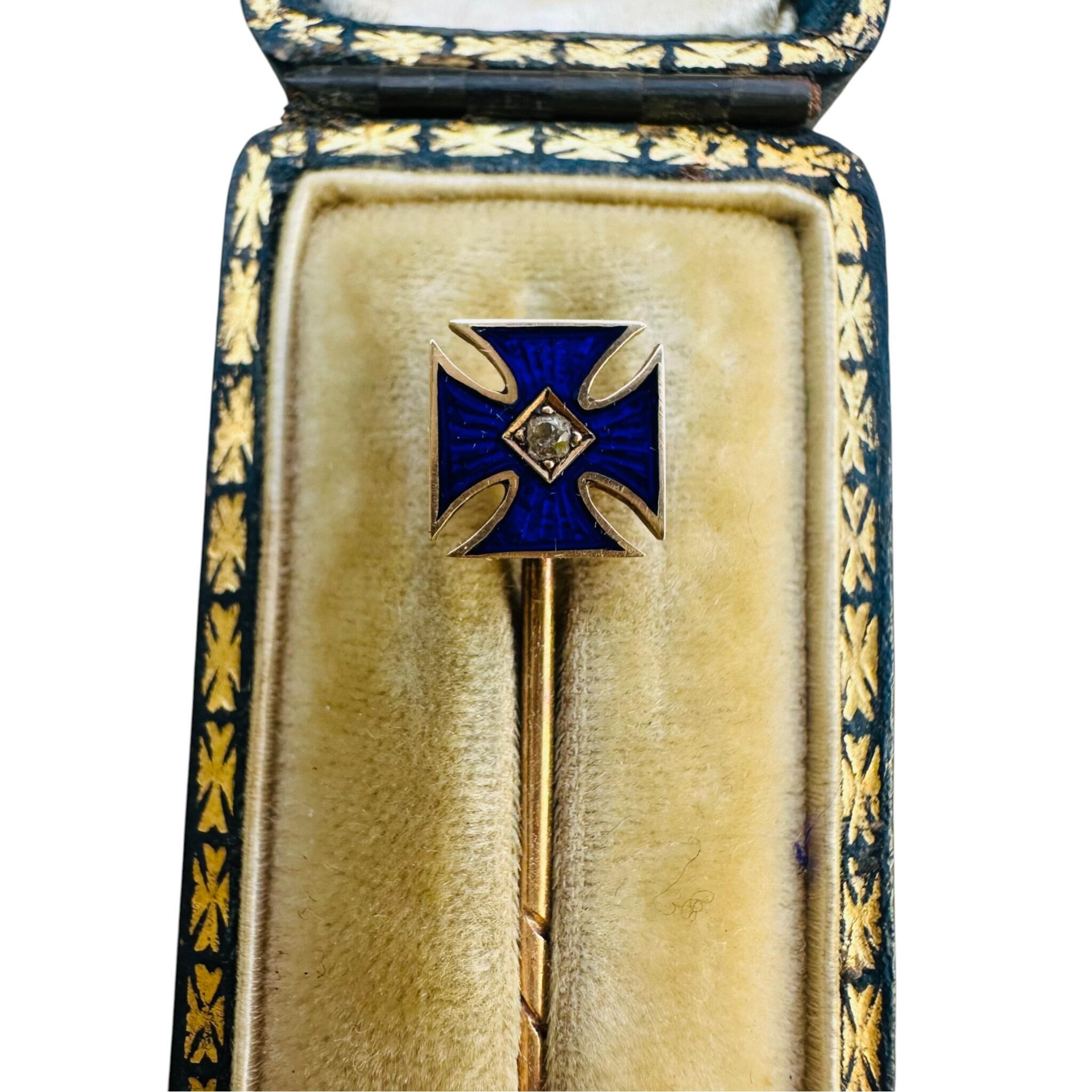 Antique Victorian Gold Maltese Cross Stick Pin & Original Box with white background