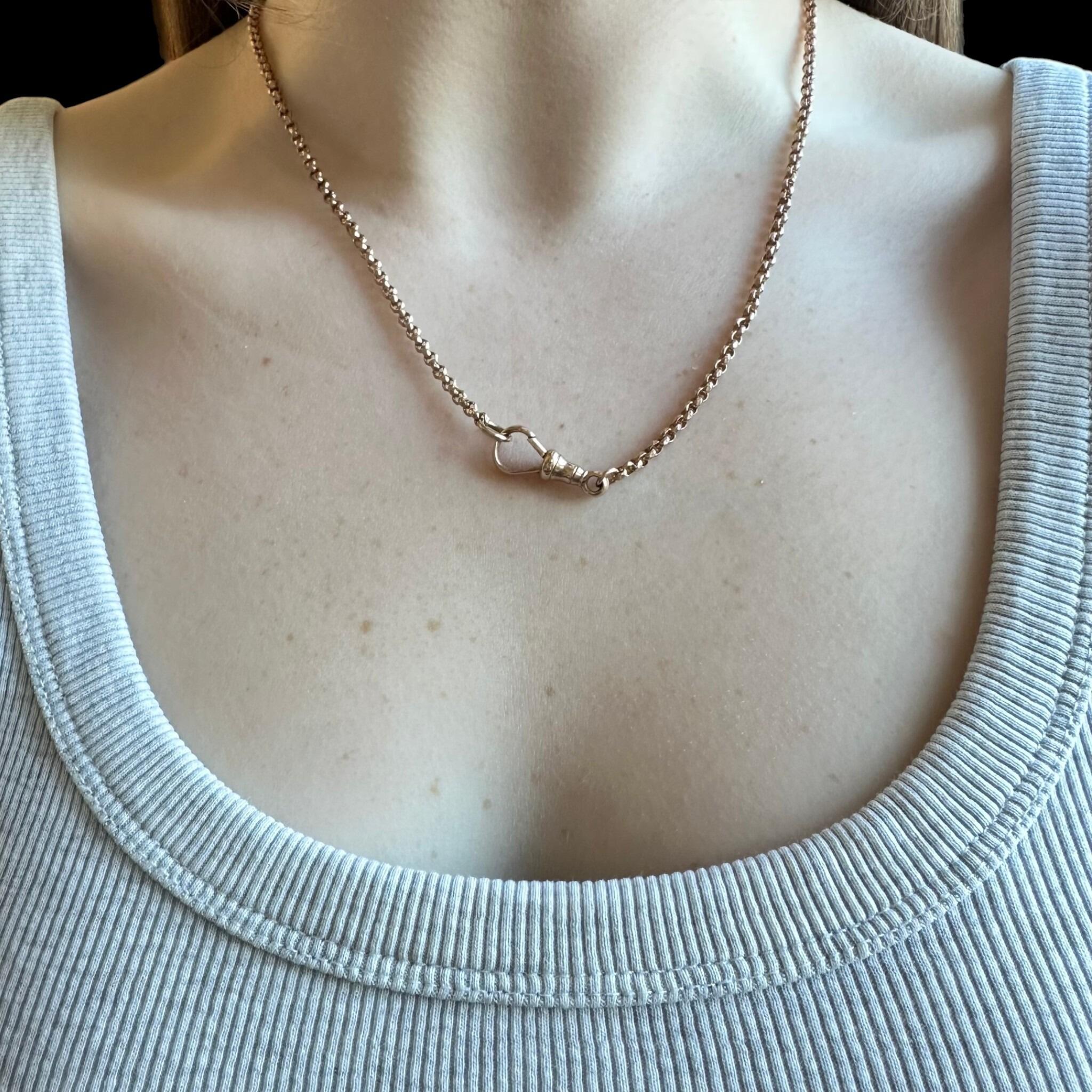 Rose Gold Belcher faceted Chain Necklace & Dog Clip worn on models neck