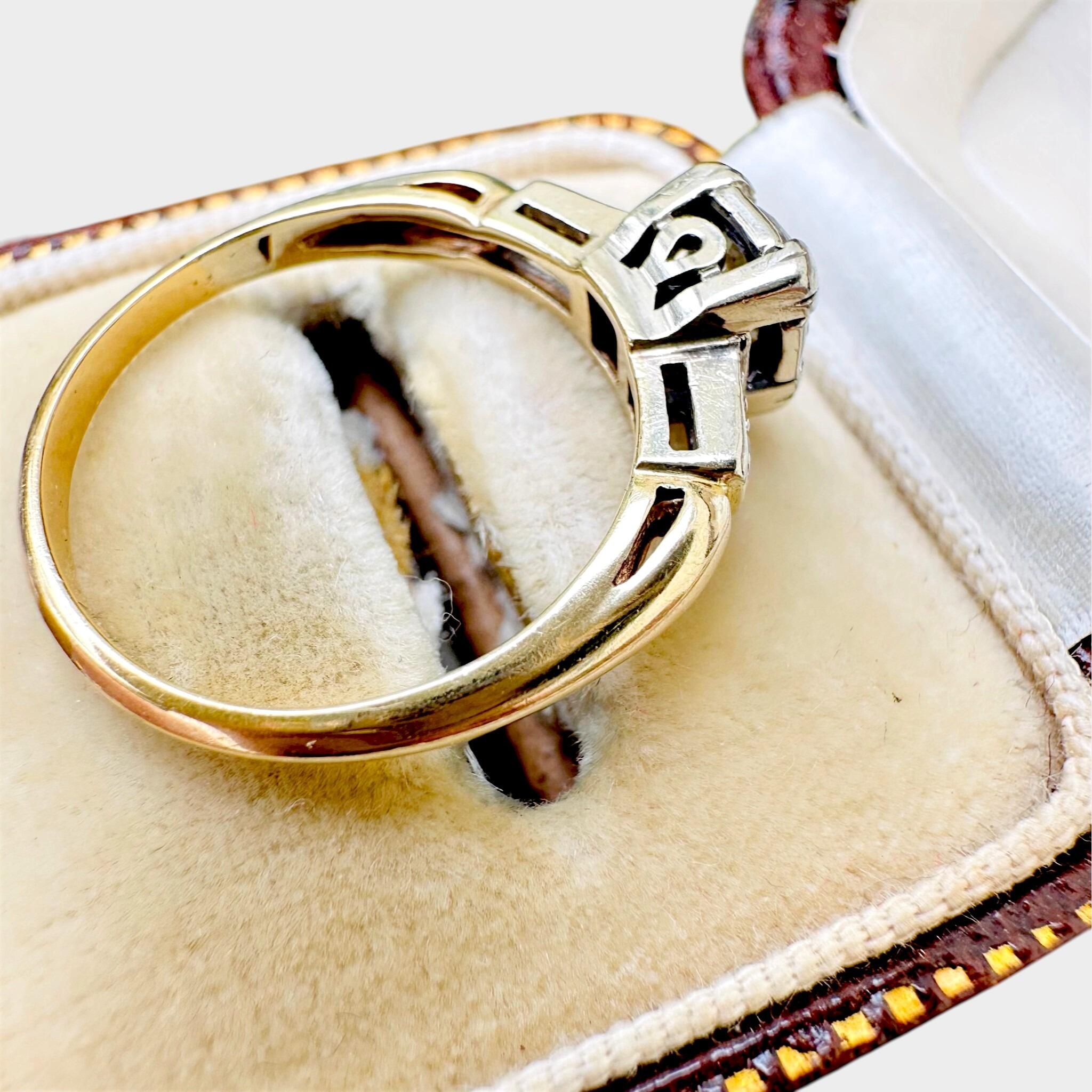 flat view of 18ct Gold & Platinum Diamond Solitaire 0.55ct Ring displayed in antique box