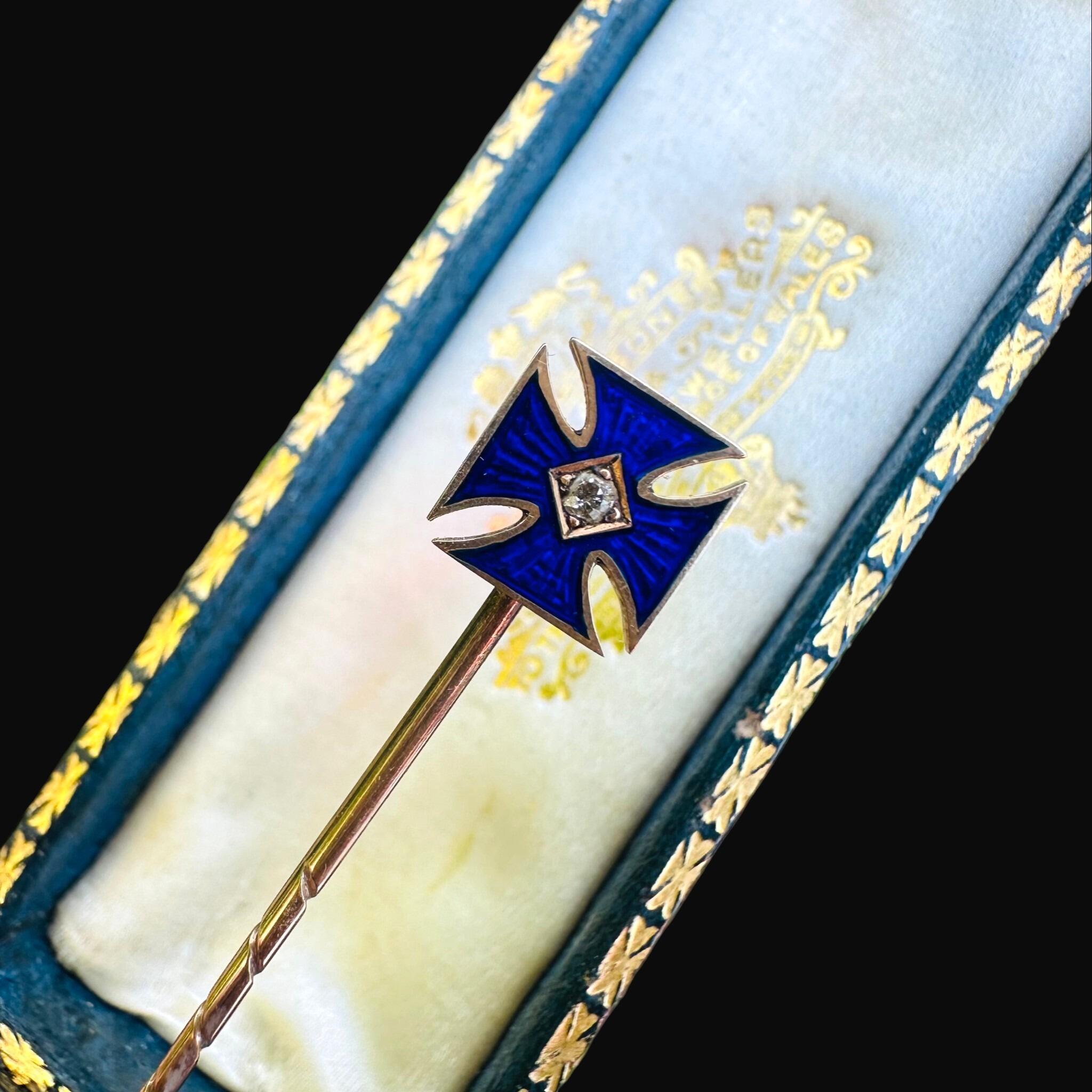 front view of Antique Victorian Gold Maltese Cross Stick Pin & Original Box with background