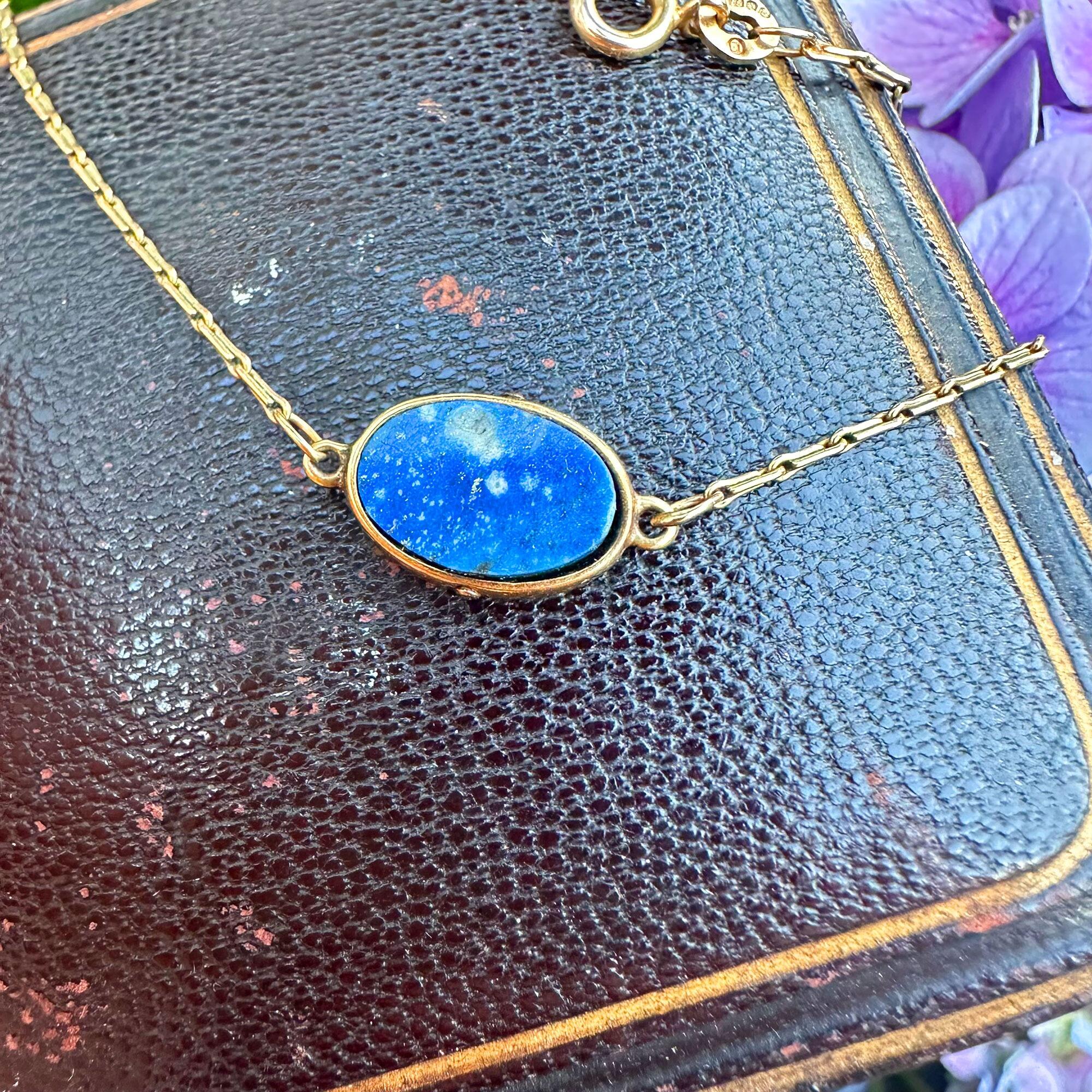 Vintage 9ct gold lapis lazuli pendant necklace on antique box
