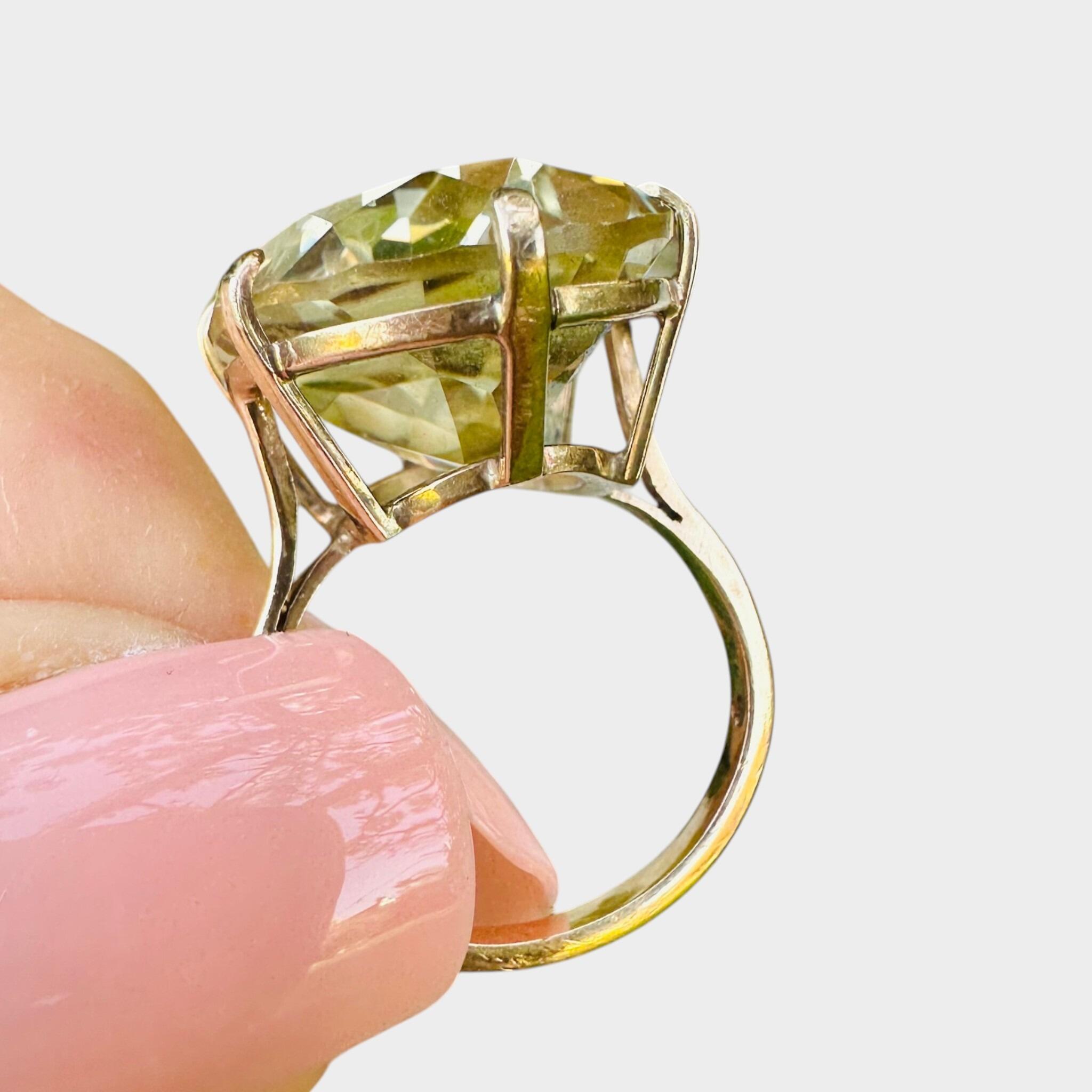 side view of Vintage 9K Gold Oval Citrine Statement Ring, London 1985 Hallmarked Cocktail Ring, with white background
