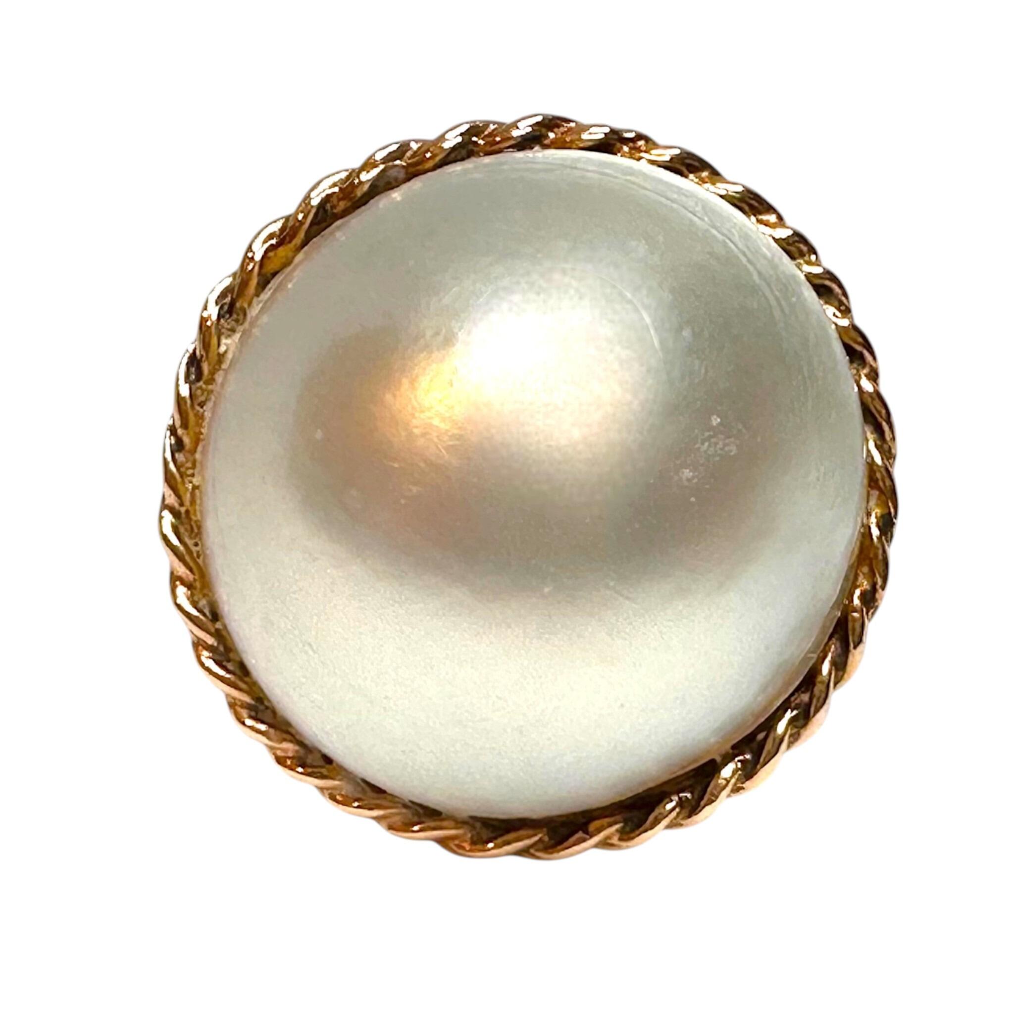 front view of Vintage 9k Gold Mabe Pearl Cocktail Ring white background