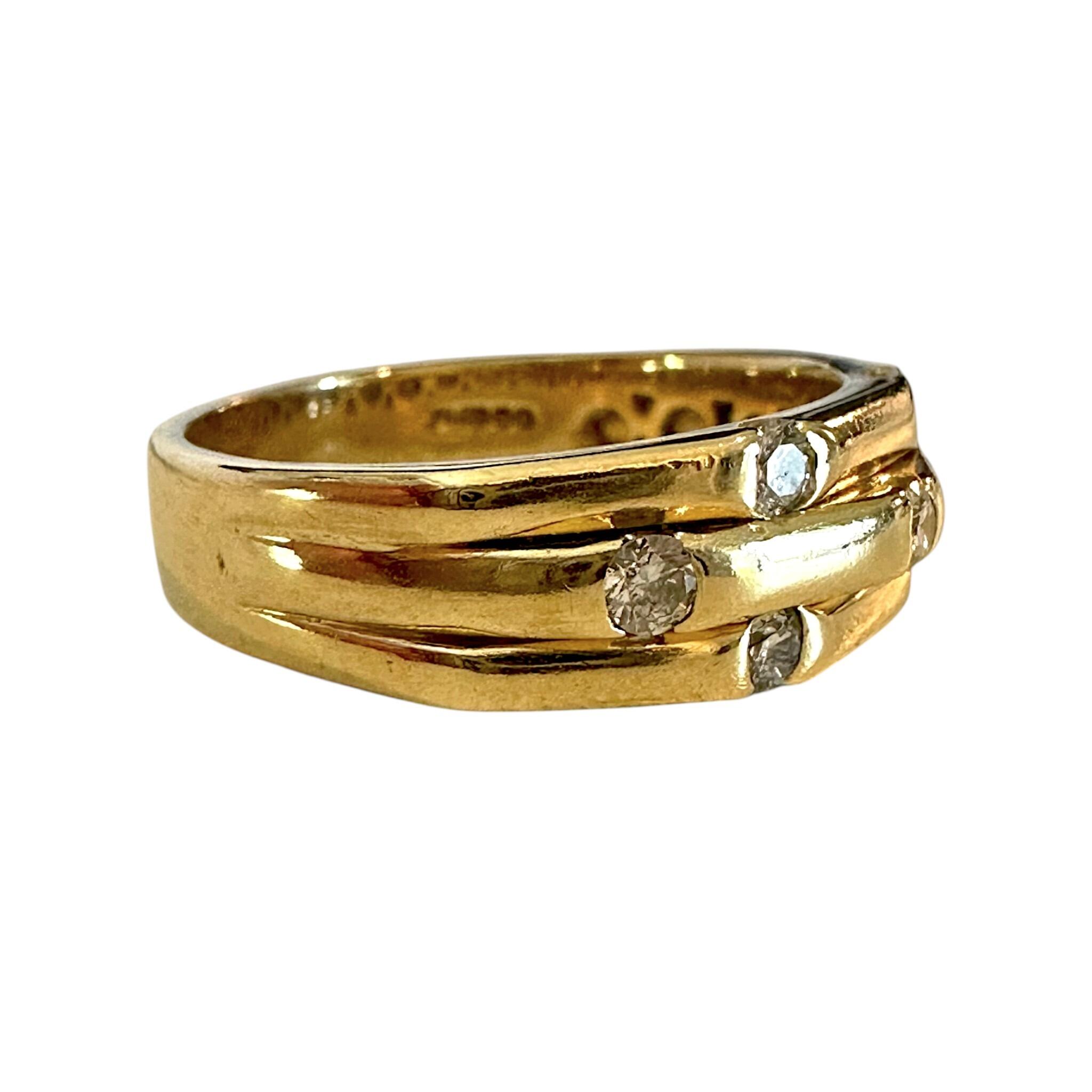 side profile of Vintage 18k Gold Diamond 0.35ct's Bamboo Ring, with white background