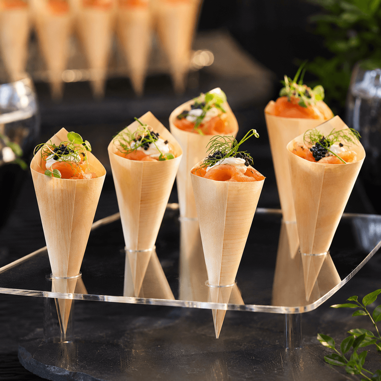 Small 140mm Wooden Canapé Cones (1)