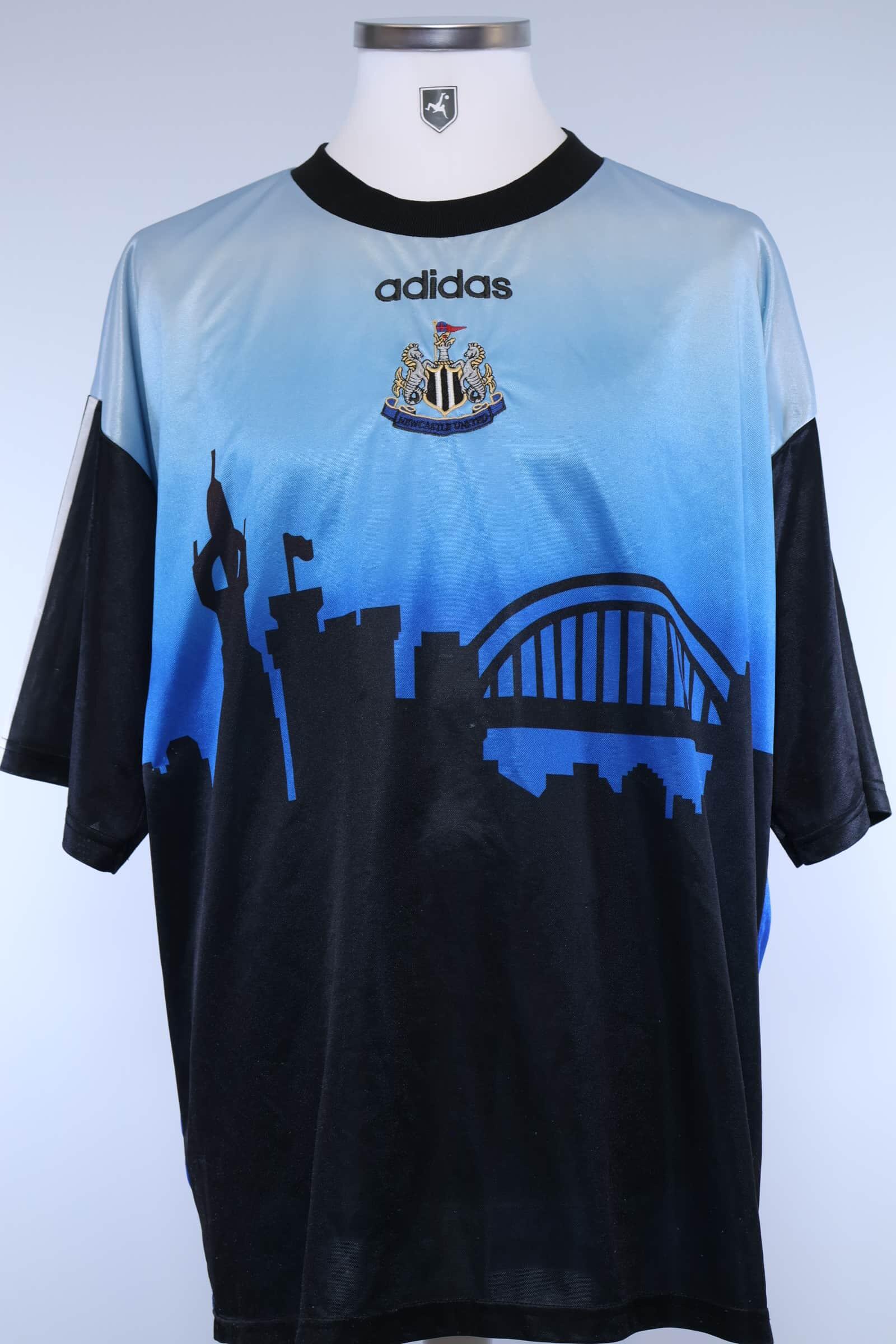 Newcastle United 1997/98 Training Shirt - XLAuthentic Original Football Shirt