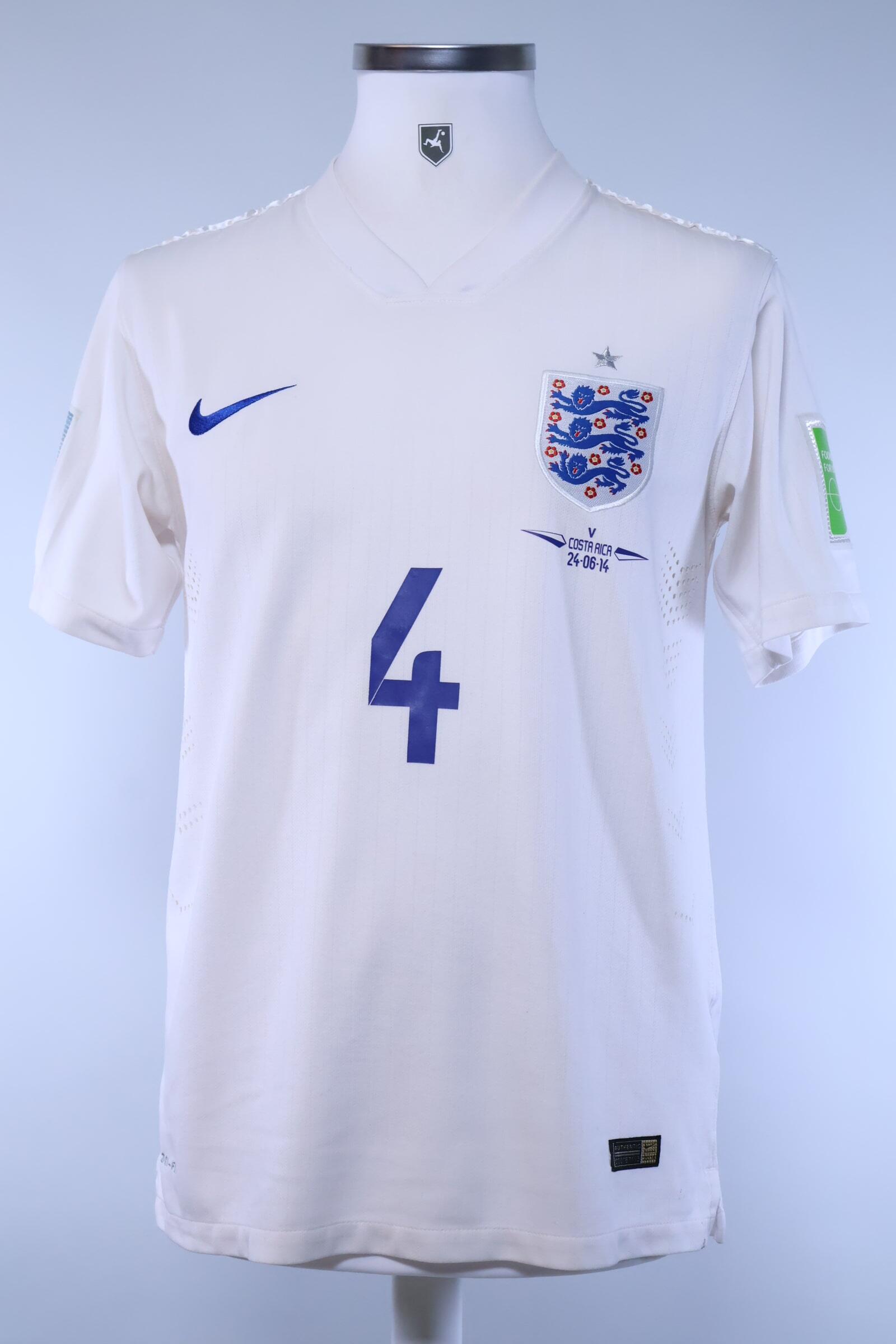 England 2014/15 Gerrard #4 Home Shirt - Player Issue - M Authenic Original Football Shirt