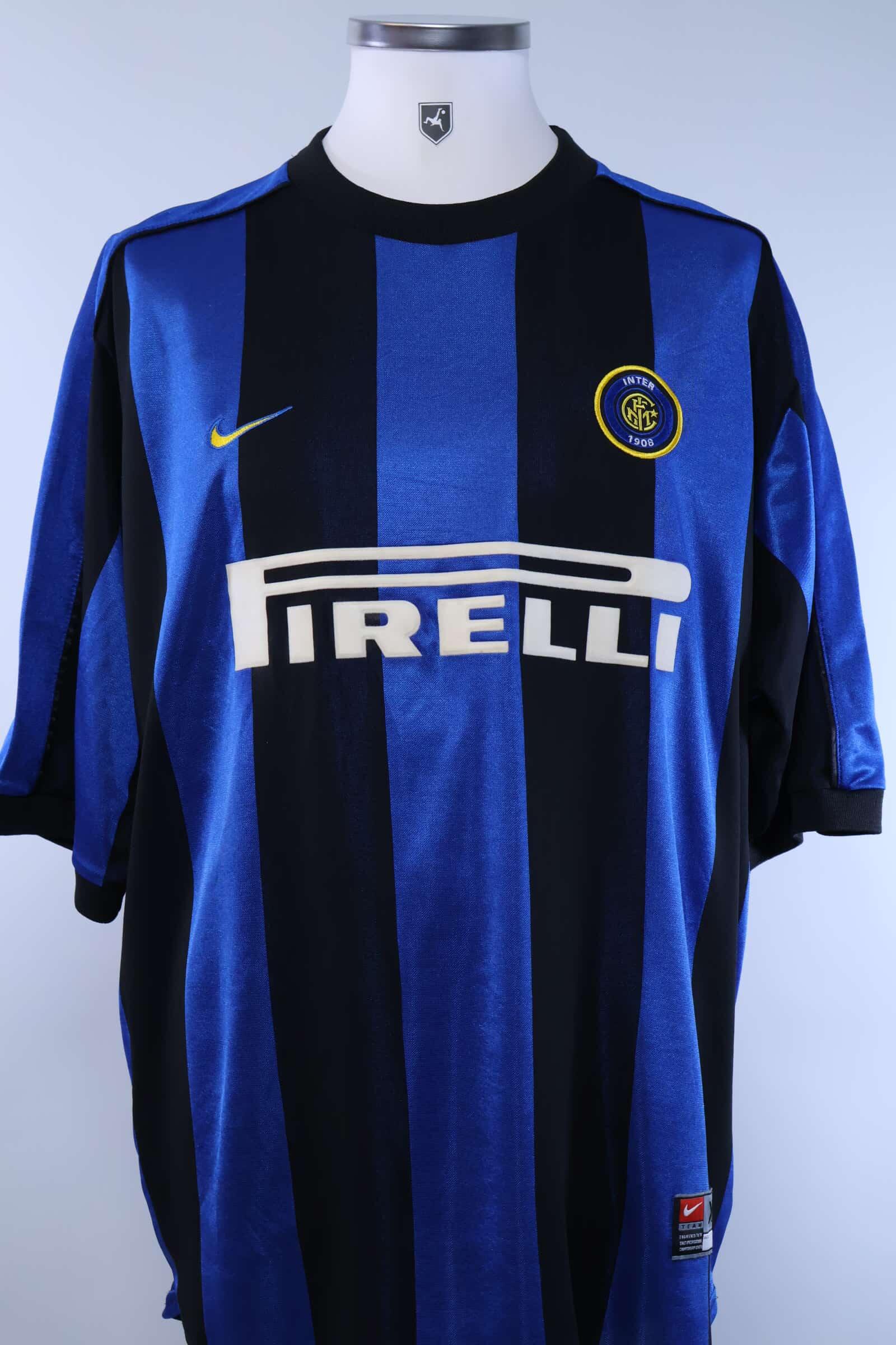 Inter Milan 1999/00 Home Shirt - XLAuthentic Original Football Shirt