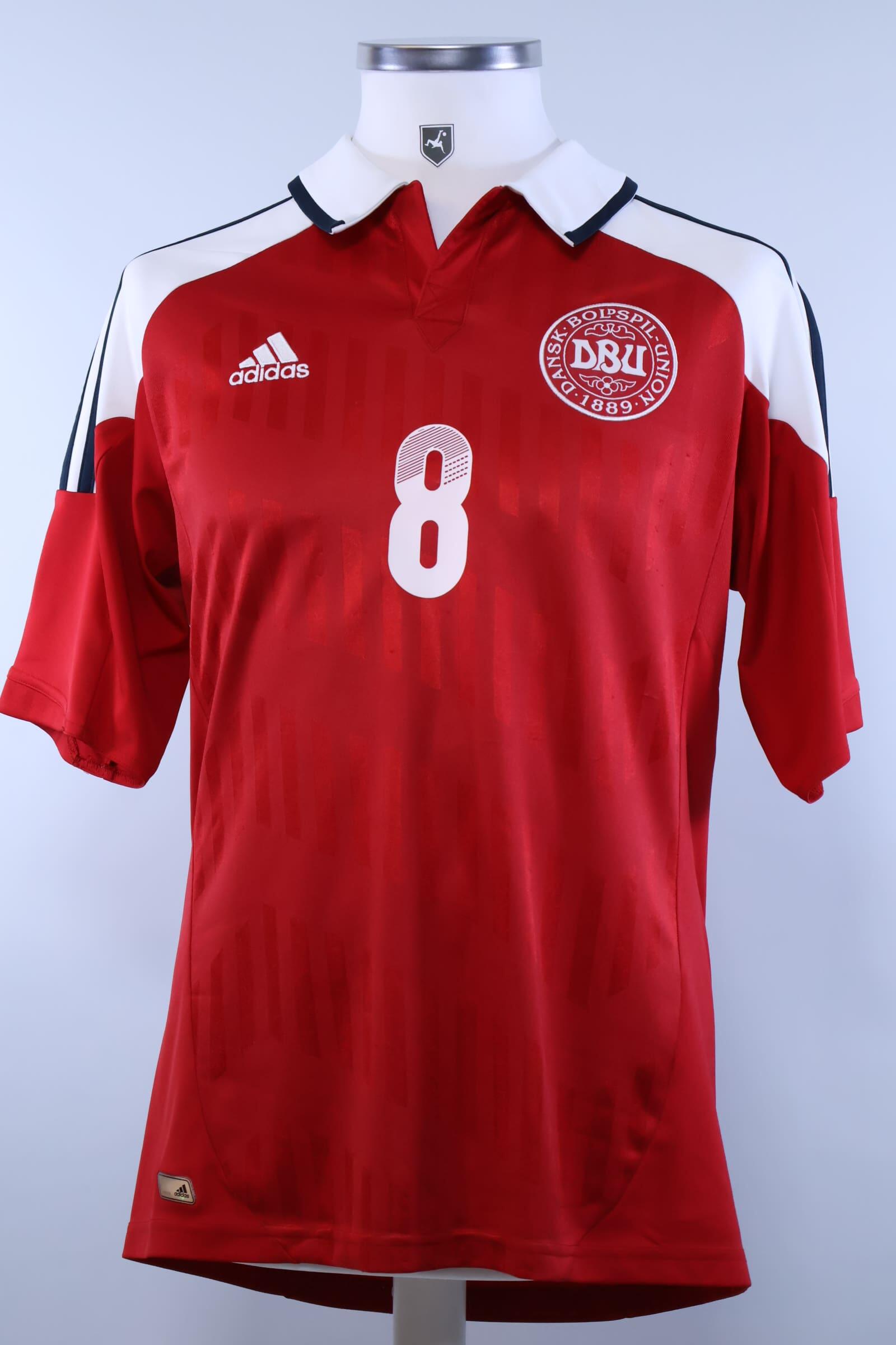 Denmark 2012/13 Eriksen #8 Home Shirt - M Authenic Original Football Shirt