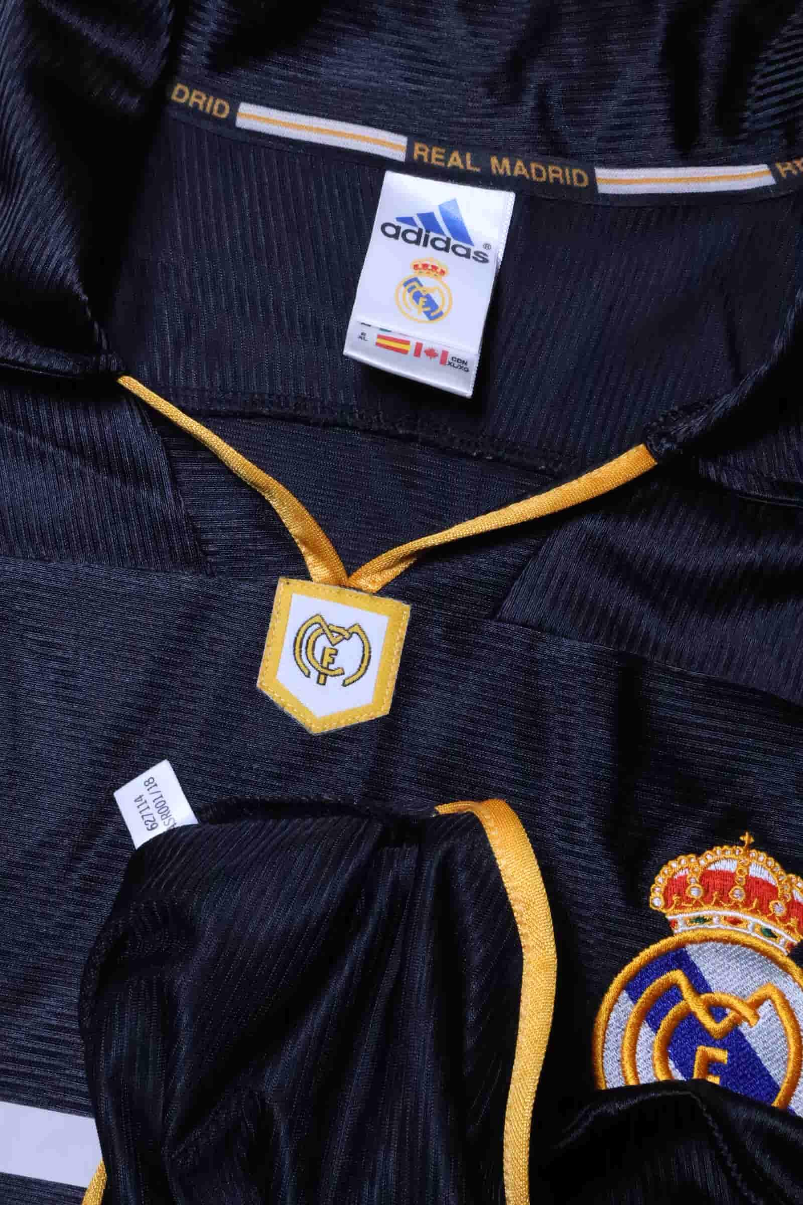 Real Madrid 1999/01 Away Shirt - XL- TAGS