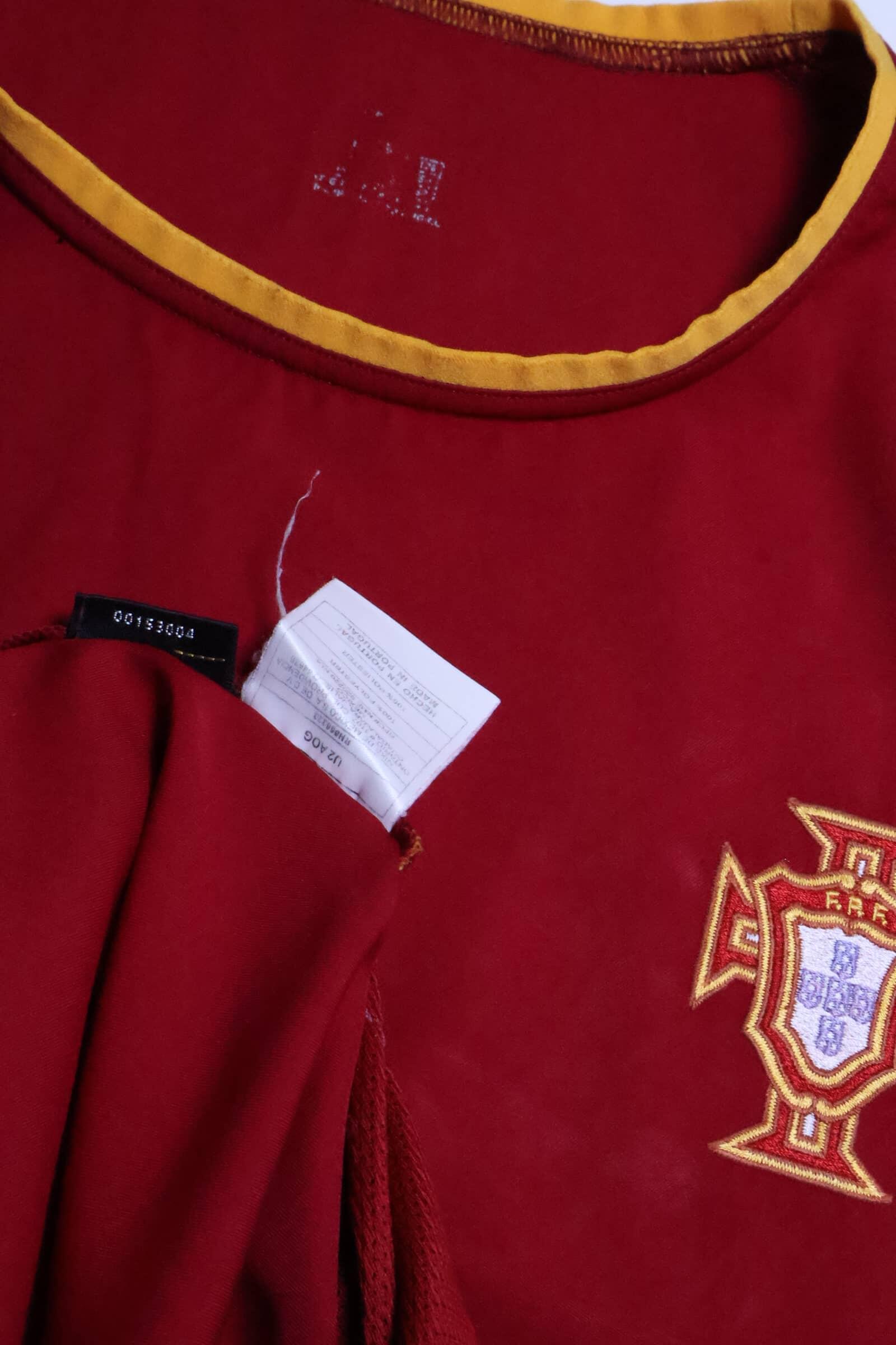 Portugal 2002/04 Figo #7 Home Shirt - M- TAGS