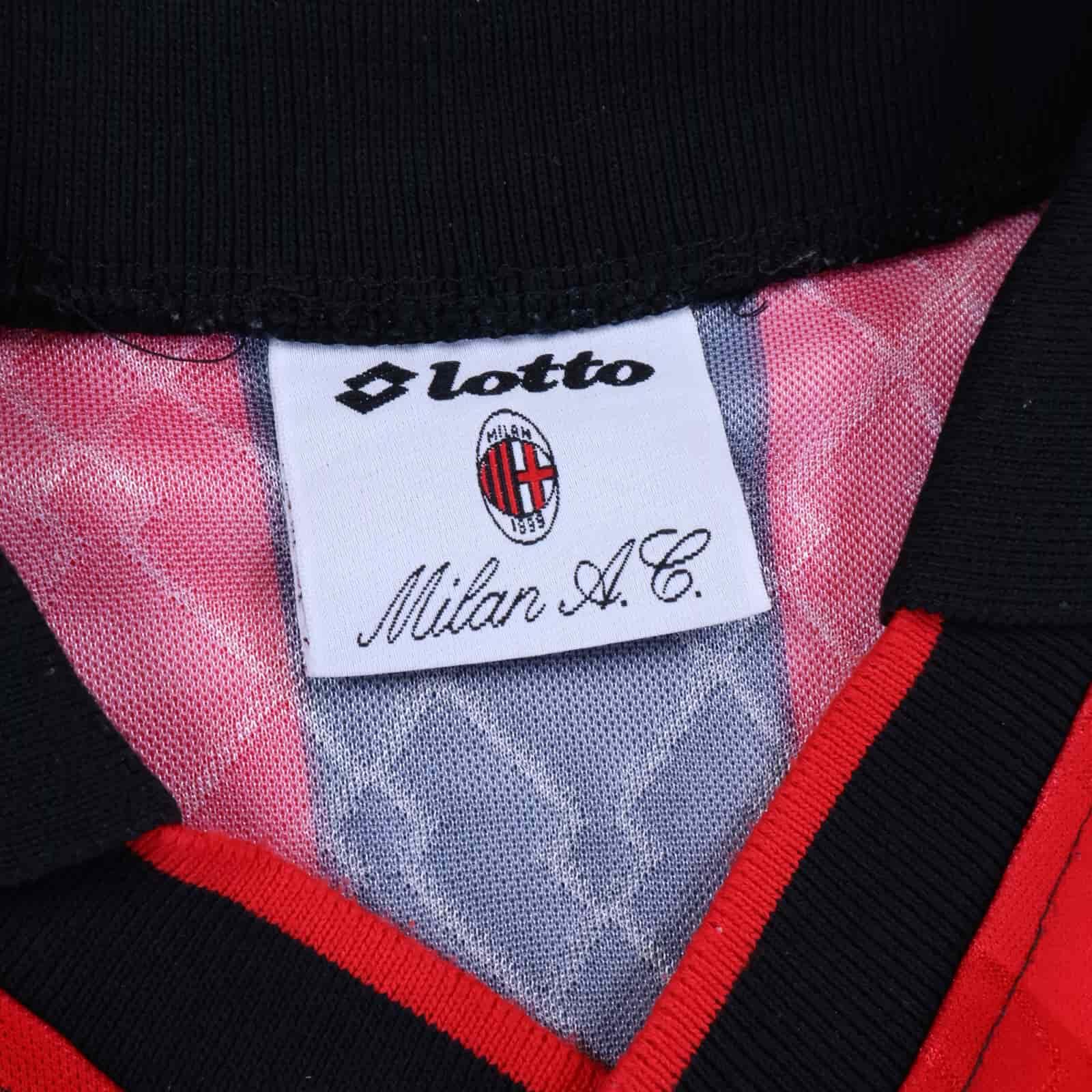 Ac Milan Weah #9 1995/96 Home Shirt - M