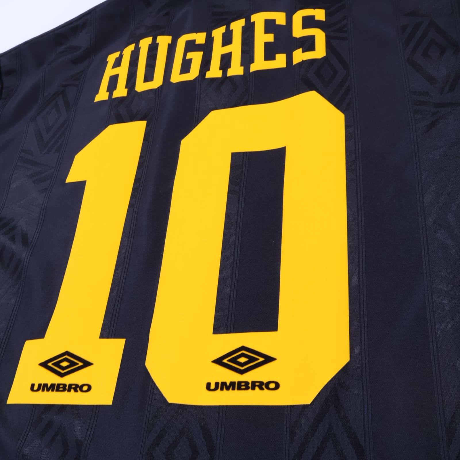 Manchester United Hughes #10 1993/95 Away Shirt - L