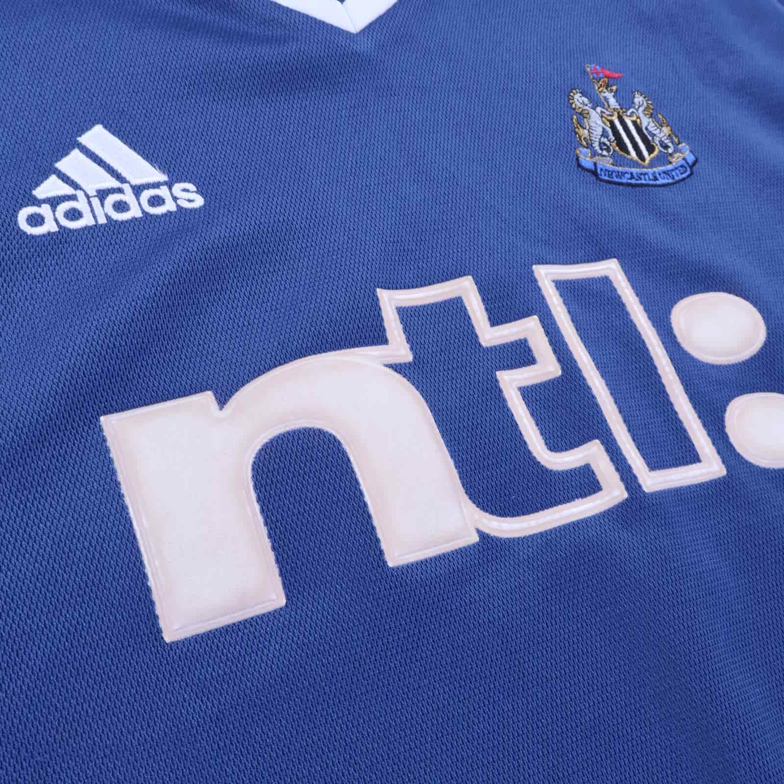 Newcastle United Dyer #8 2001/02 Away Shirt - L