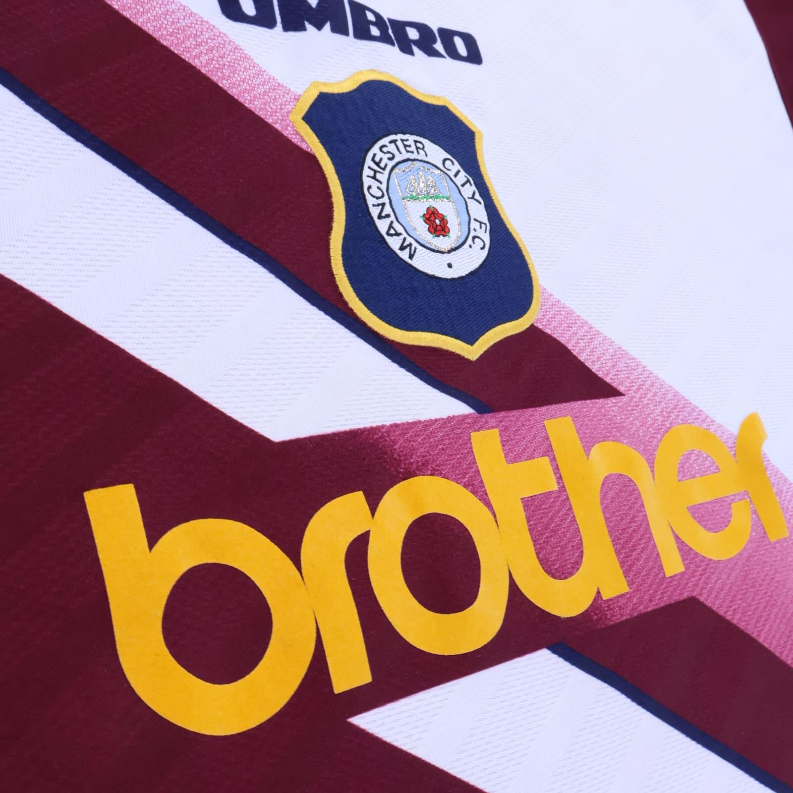Manchester City 1996/97 Away Shirt - M- BACK