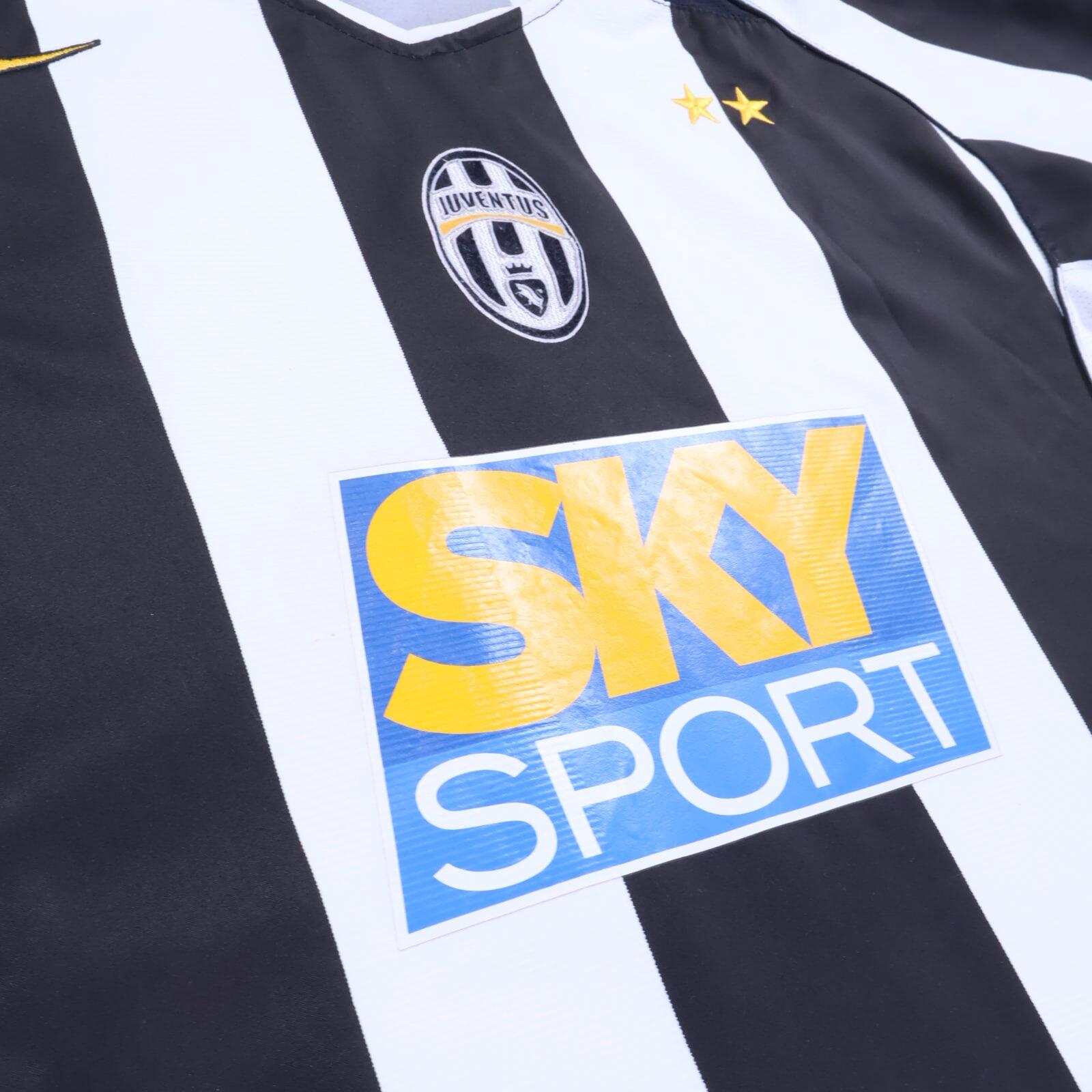 Juventus Ibrahimovic #9 2004/05 Home Shirt - L