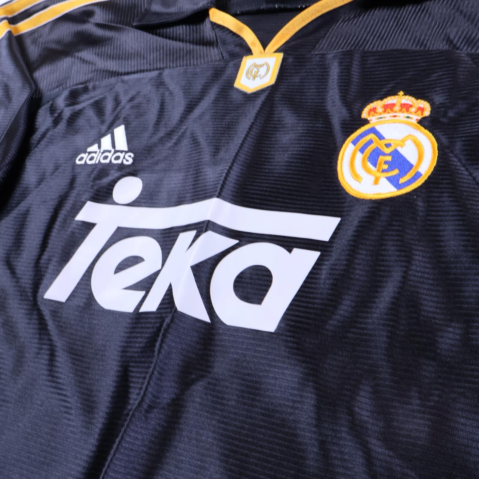 Real Madrid Karembeu #22 1999/01 Away Shirt - XL