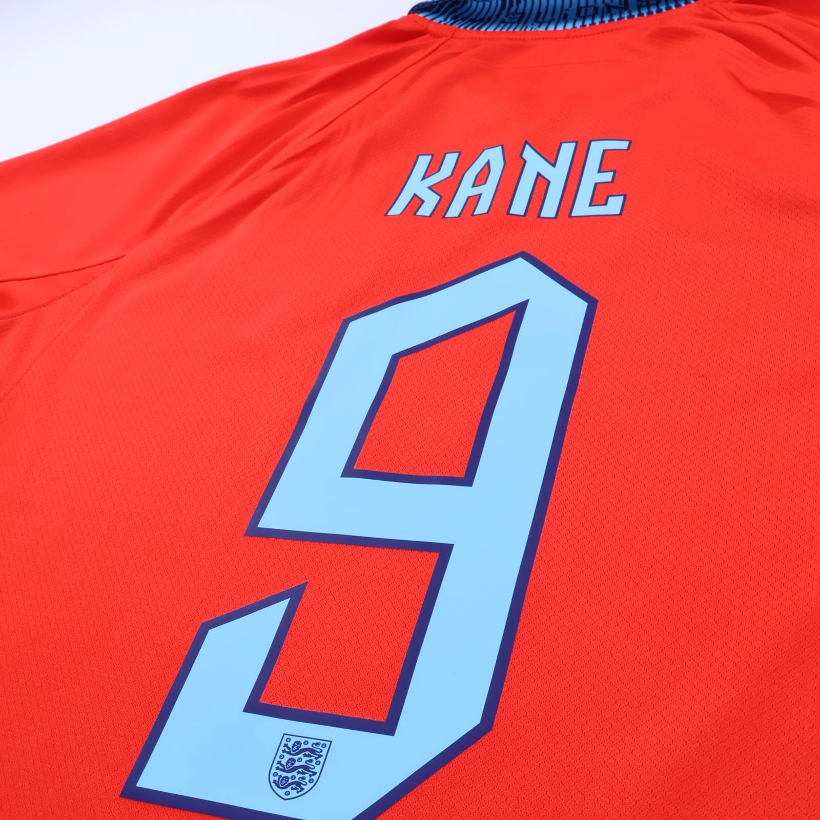 England Kane #9 2022/23 Away Shirt - M- TAGS