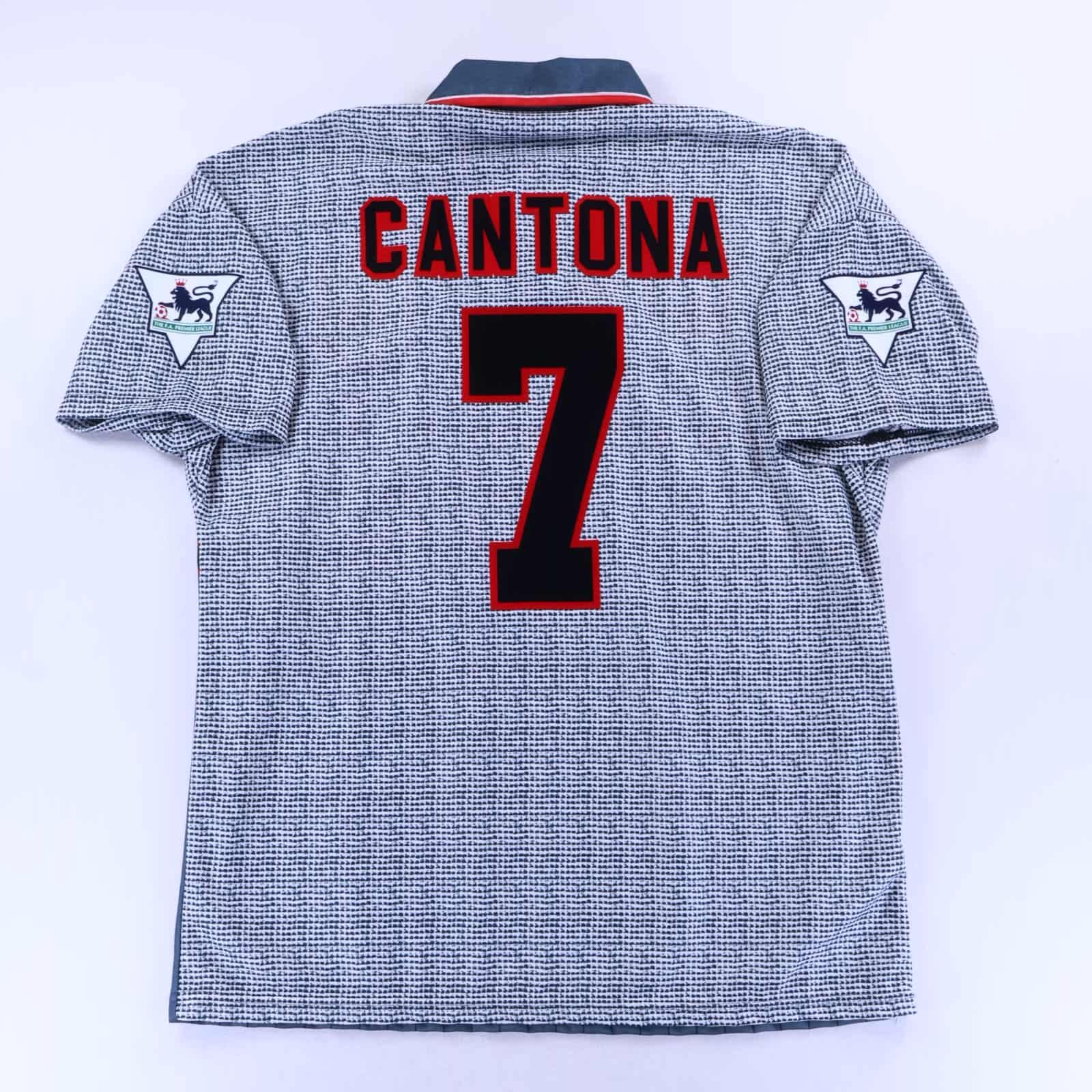 Manchester United Cantona #7 1995/96 Away Shirt - L- FRONT