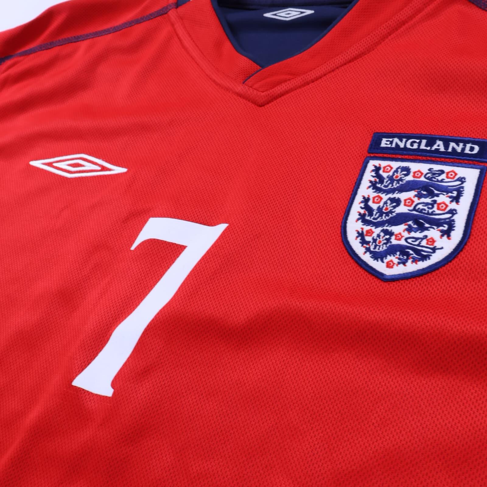 England Beckham #7 2002/04 Away Shirt - L